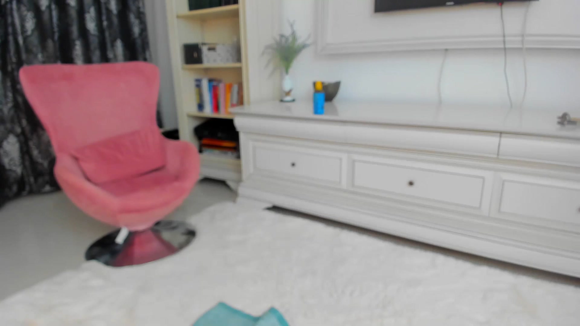 Gallery image thumbnail from GoodGirl_E's myfreecams stream on, 04/22/2023, 02:25 image 1 of 20