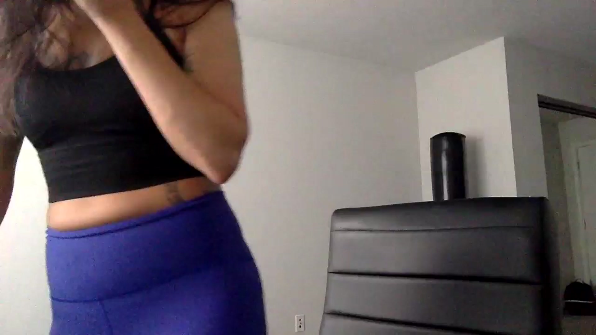 Gallery image thumbnail from GoodOlSeq's myfreecams stream on, 05/18/2024, 17:41 image 17 of 20