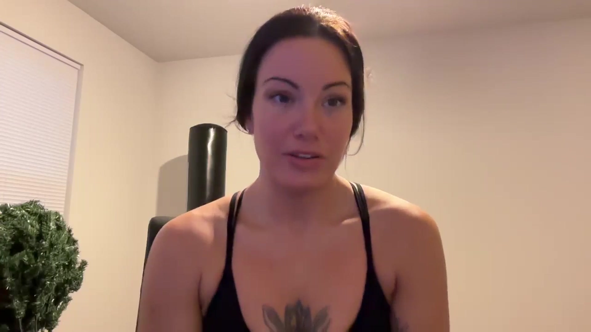 Gallery image thumbnail from GoodOlSeq's myfreecams stream on, 11/18/2024, 22:34 image 15 of 20