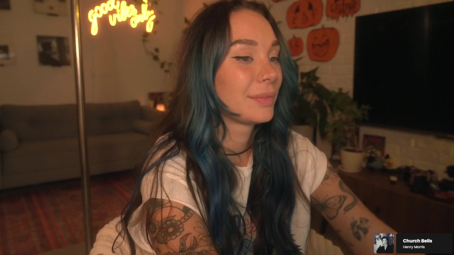 Gallery image thumbnail from GoodVibes's myfreecams stream on, 10/11/2025, 02:45 image 17 of 20