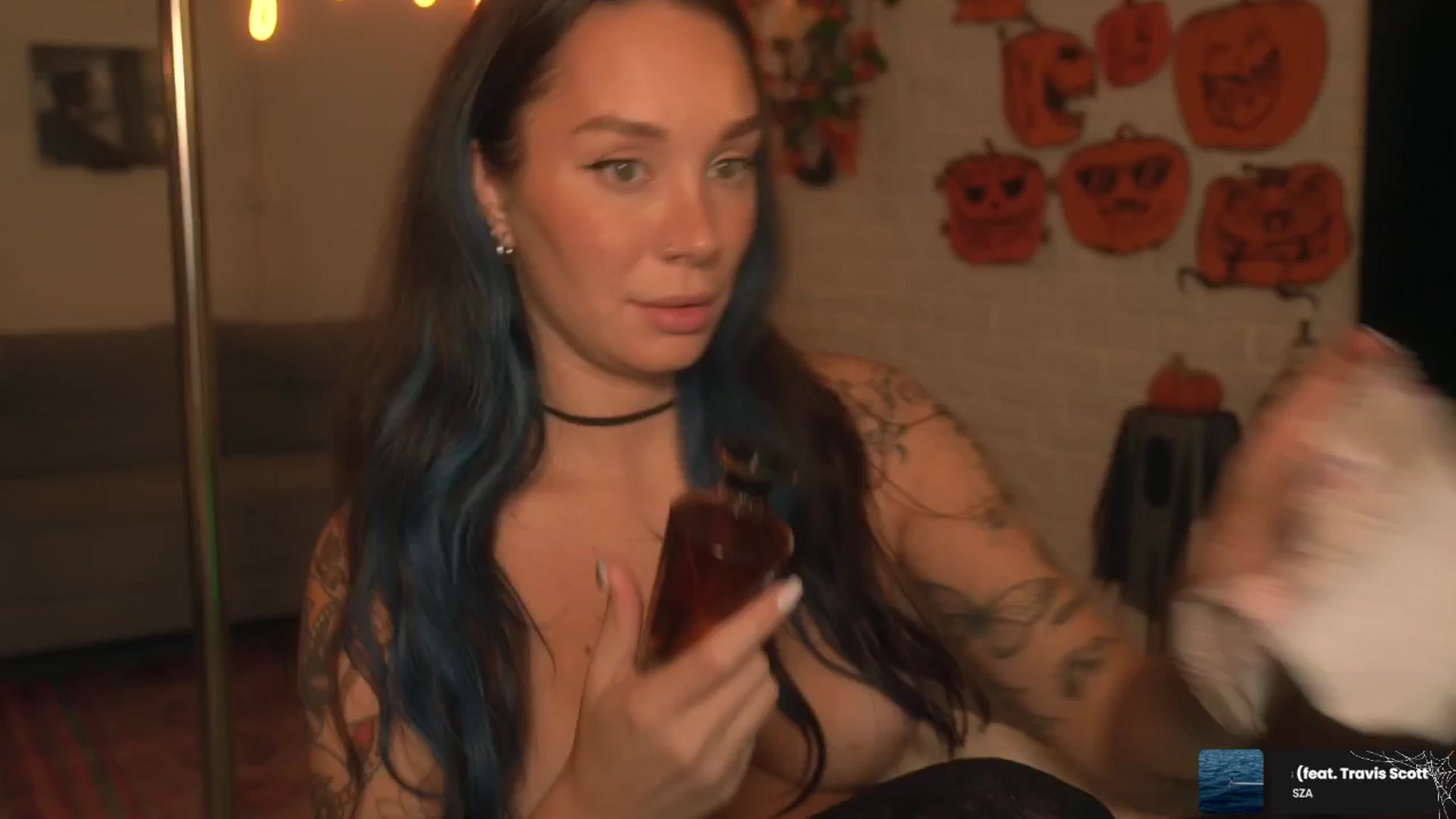 Gallery image thumbnail from GoodVibes's myfreecams stream on, 10/18/2025, 02:22 image 1 of 20