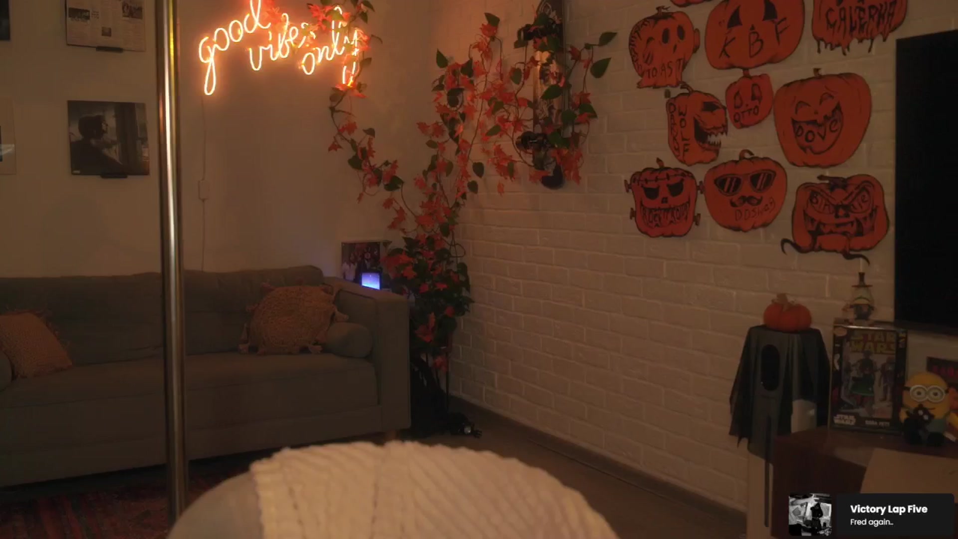 Gallery image thumbnail from GoodVibes's myfreecams stream on, 10/25/2025, 23:57 image 16 of 20