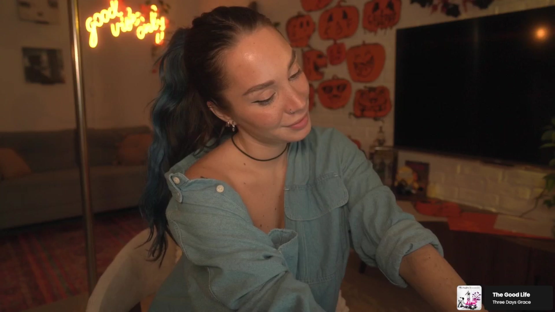 Gallery image thumbnail from GoodVibes's myfreecams stream on, 10/26/2025, 02:12 image 13 of 20