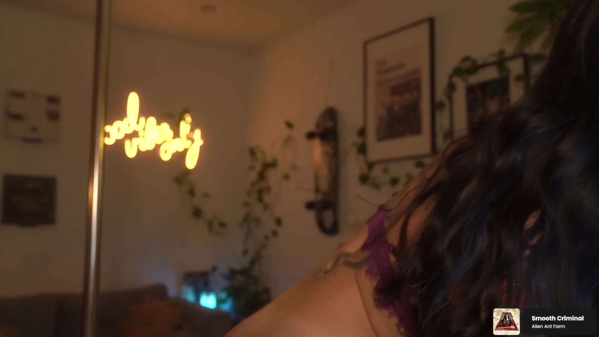 Gallery image thumbnail from GoodVibes's myfreecams stream on, 11/12/2025, 24:55 image 13 of 20