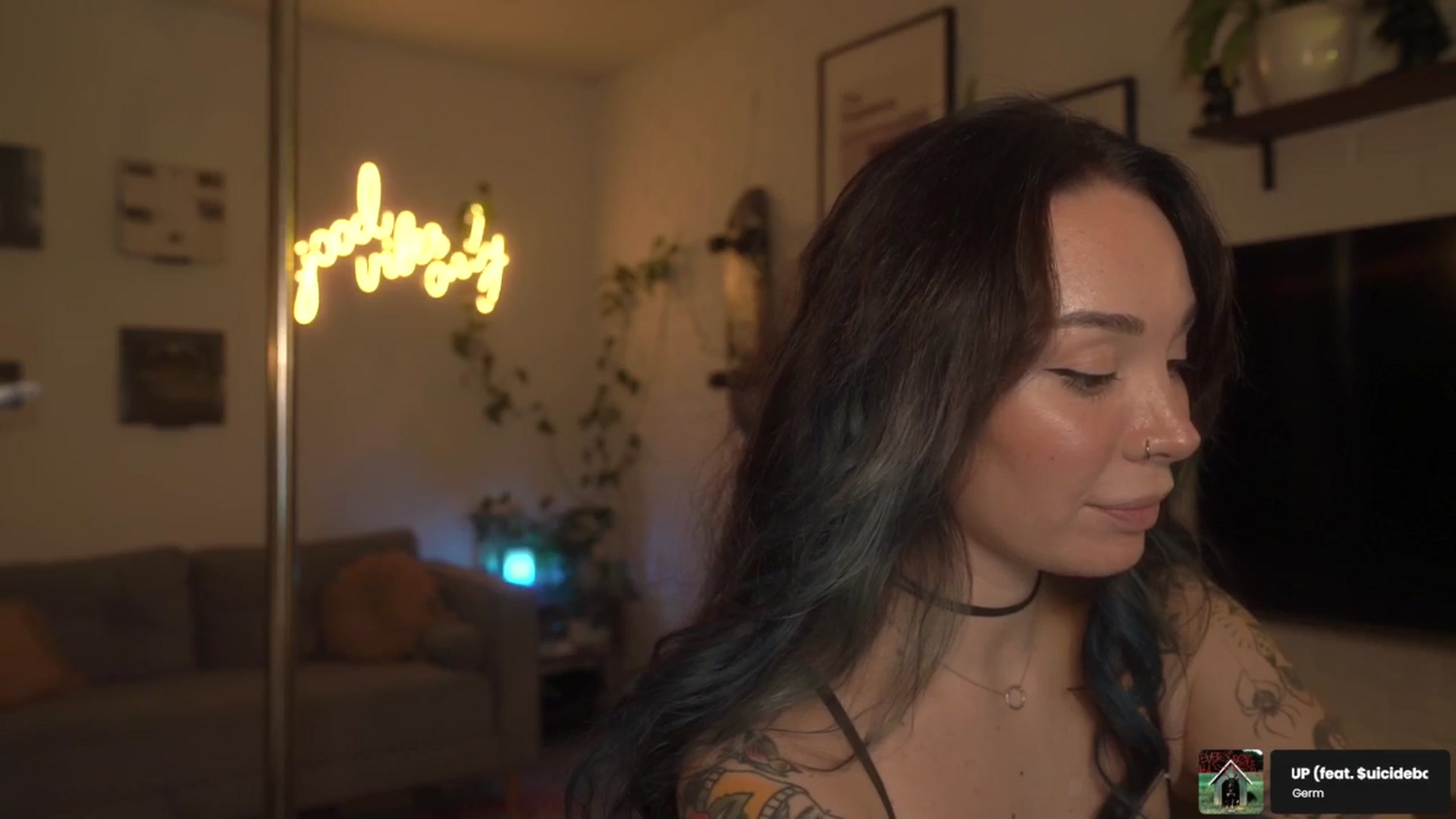 Gallery image thumbnail from GoodVibes's myfreecams stream on, 01/16/2026, 23:39 image 16 of 20