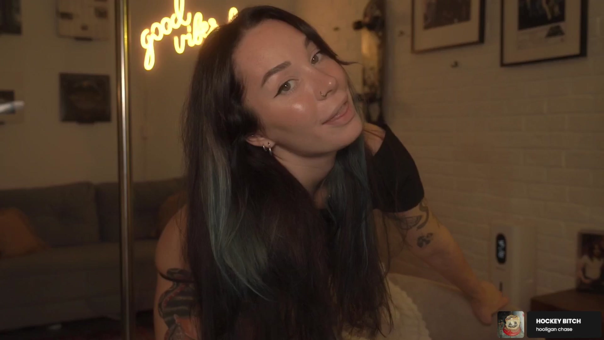 Gallery image thumbnail from GoodVibes's myfreecams stream on, 01/21/2026, 24:12 image 4 of 20