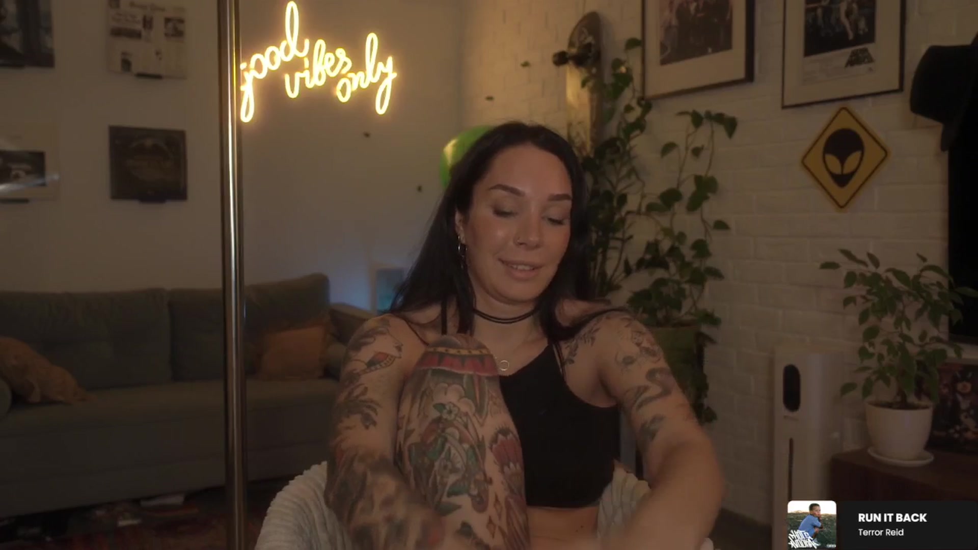 Gallery image thumbnail from GoodVibes's myfreecams stream on, 03/14/2026, 01:06 image 9 of 20