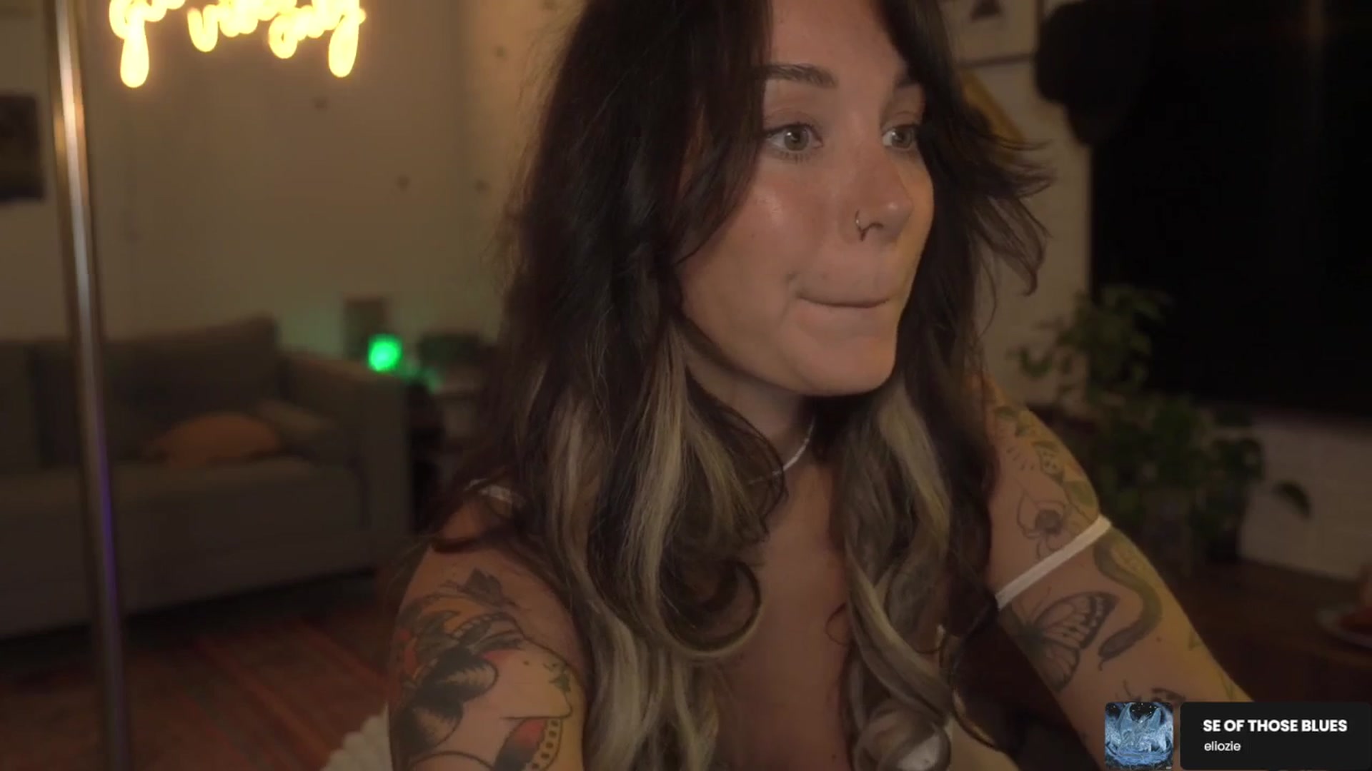 Gallery image thumbnail from GoodVibes's myfreecams stream on, 04/08/2026, 24:01 image 18 of 20