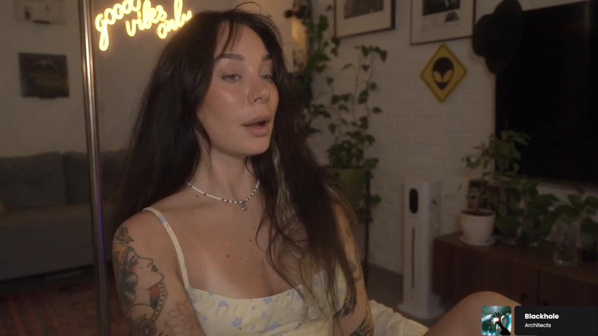 Gallery image thumbnail from GoodVibes's myfreecams stream on, 04/15/2026, 01:02 image 19 of 20