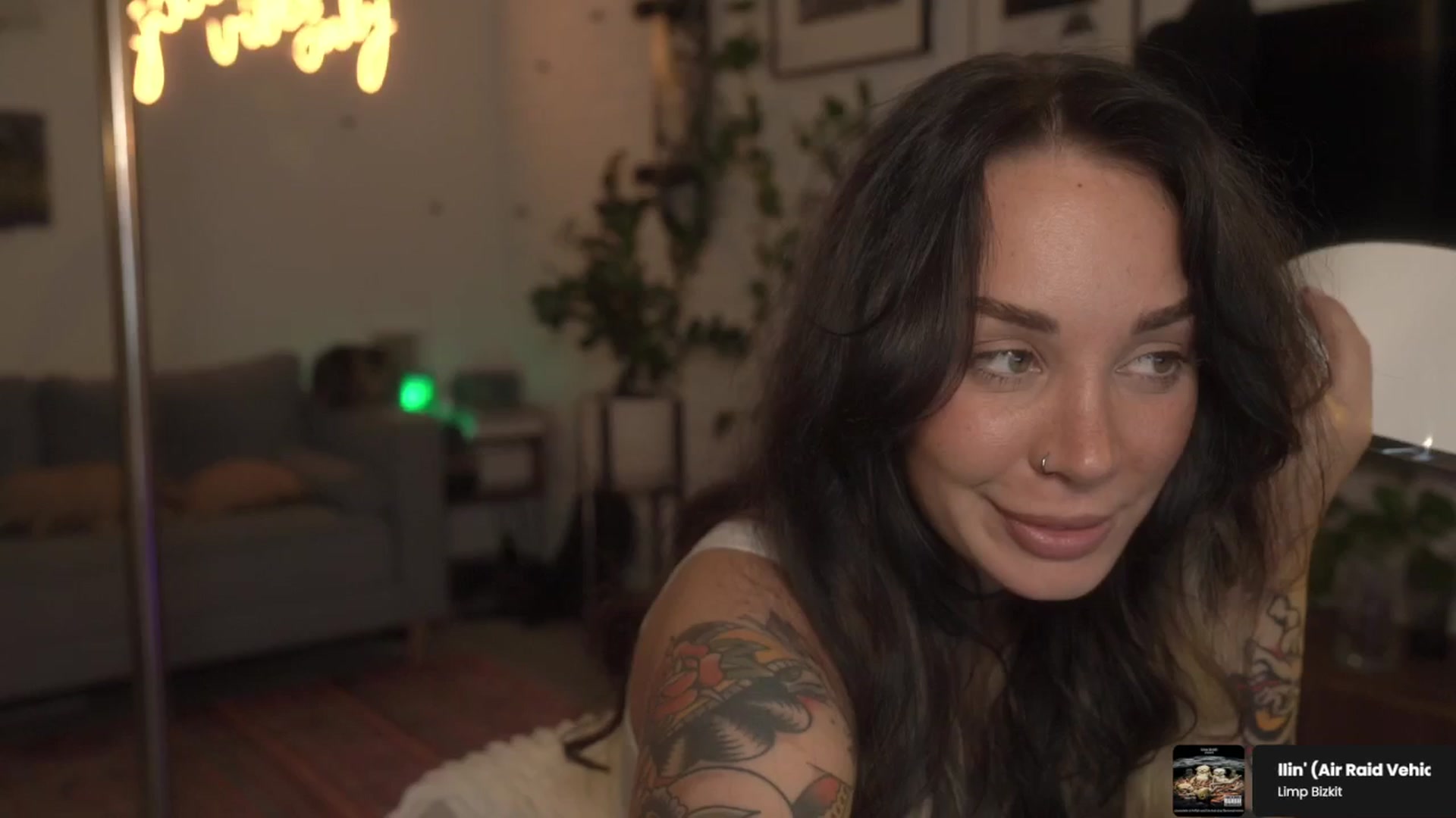 Gallery image thumbnail from GoodVibes's myfreecams stream on, 04/18/2026, 02:13 image 18 of 20