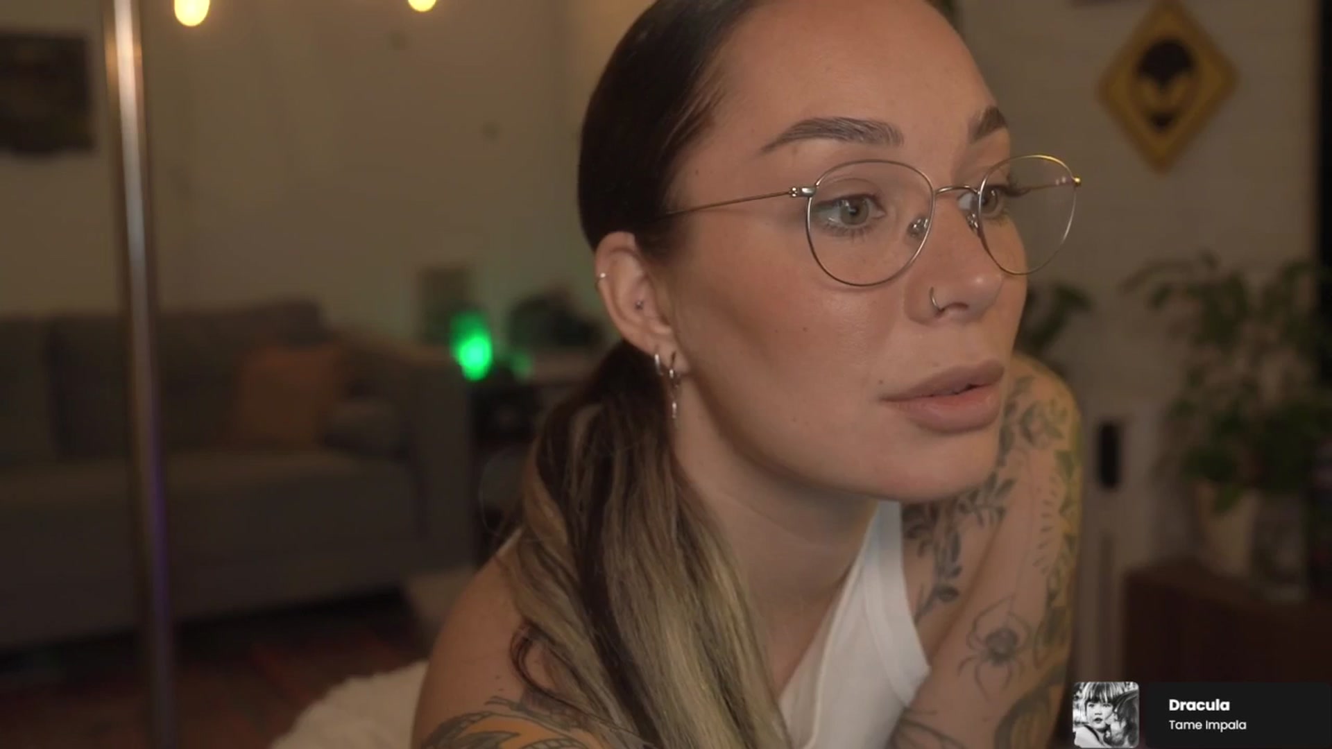 Gallery image thumbnail from GoodVibes's myfreecams stream on, 04/28/2026, 23:48 image 9 of 20