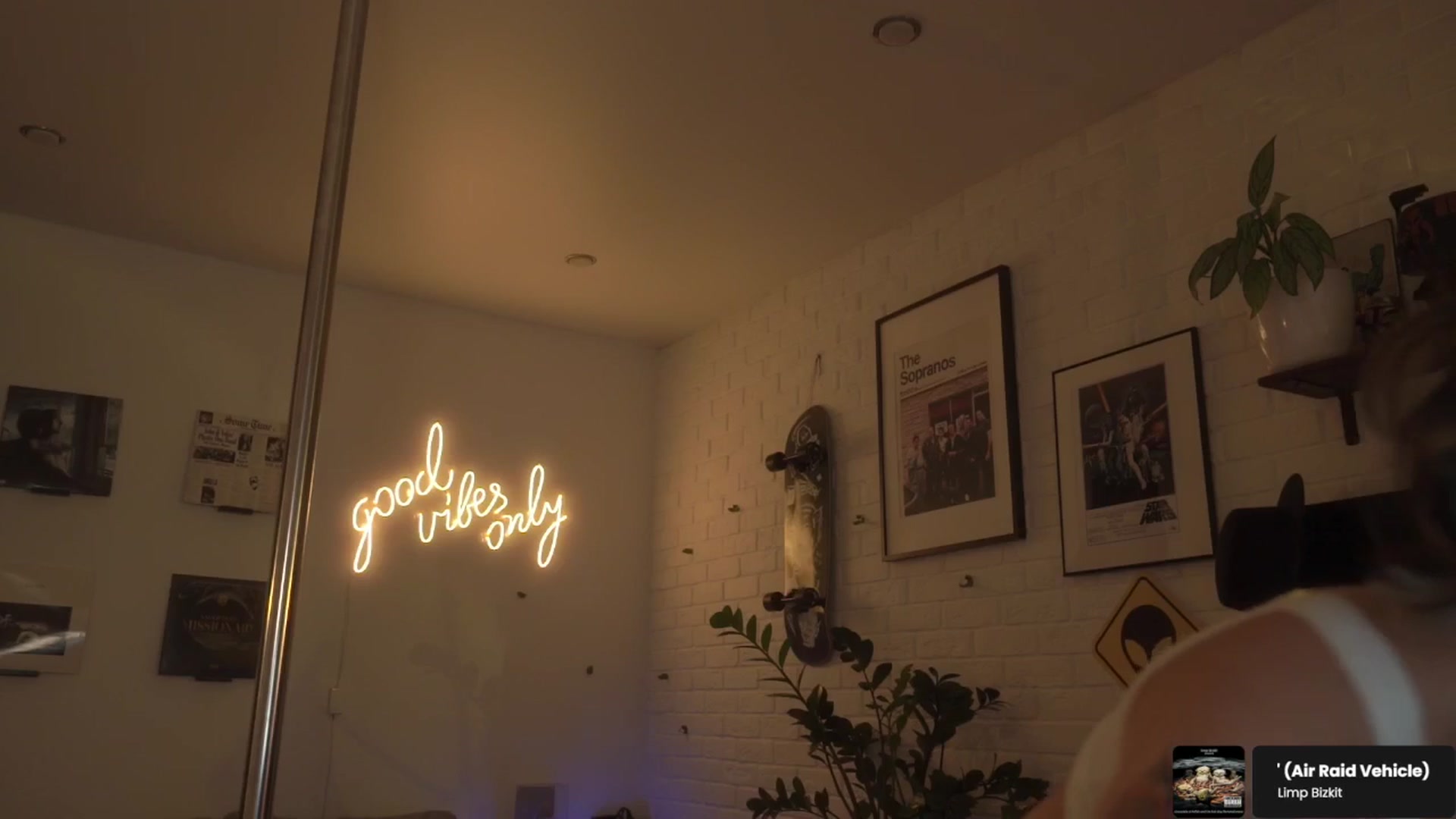 Gallery image thumbnail from GoodVibes's myfreecams stream on, 05/03/2026, 02:10 image 11 of 20