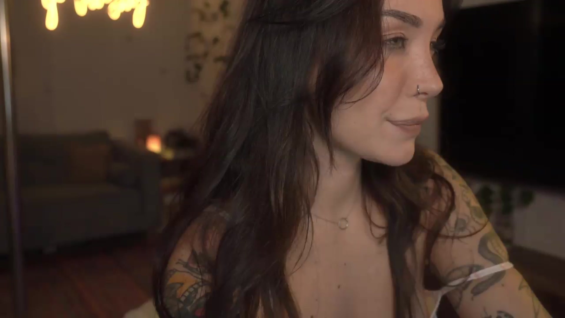 Gallery image thumbnail from GoodVibes's myfreecams stream on, 05/14/2026, 01:58 image 7 of 20