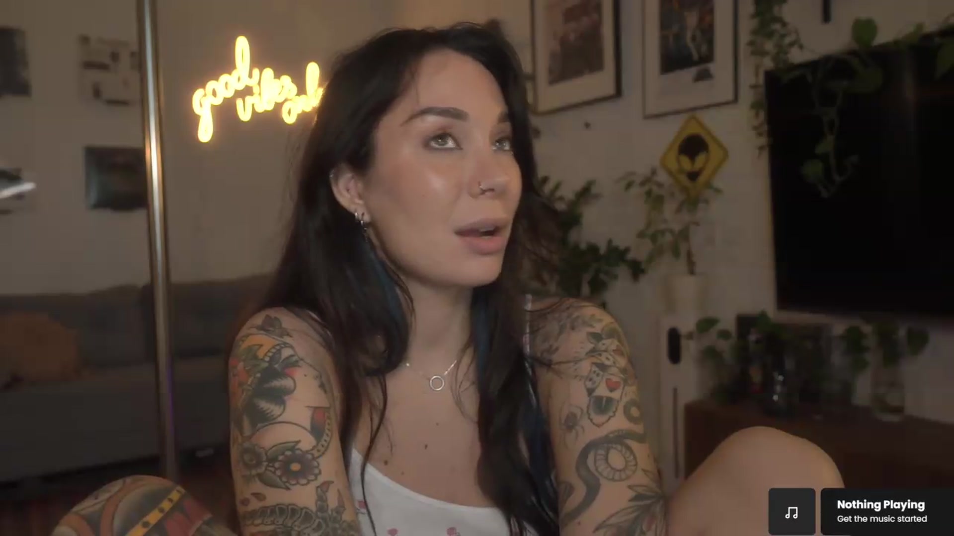 Gallery image thumbnail from GoodVibes's myfreecams stream on, 05/23/2026, 02:15 image 18 of 20