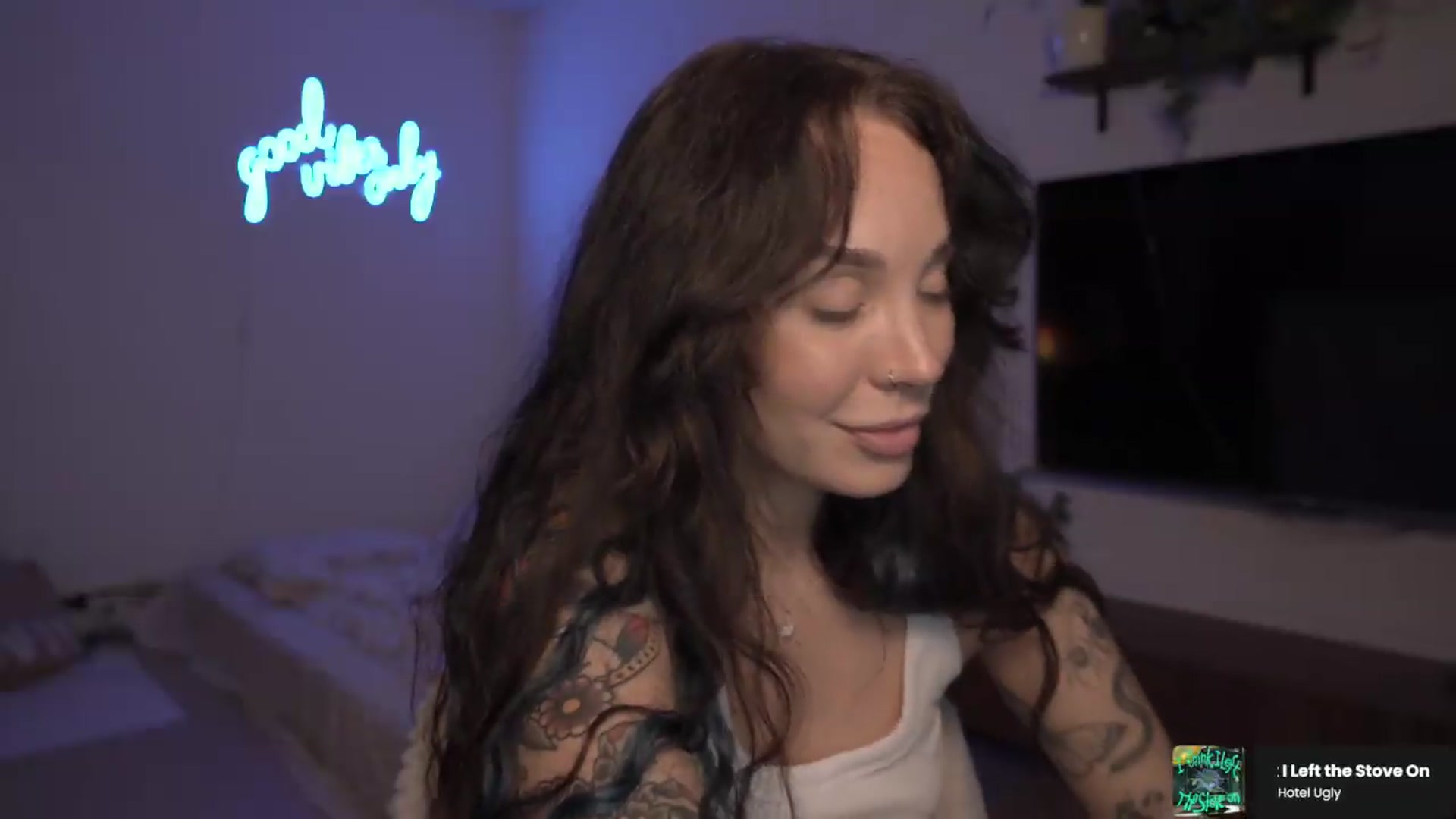 Gallery image thumbnail from GoodVibes's myfreecams stream on, 06/29/2026, 01:05 image 16 of 20