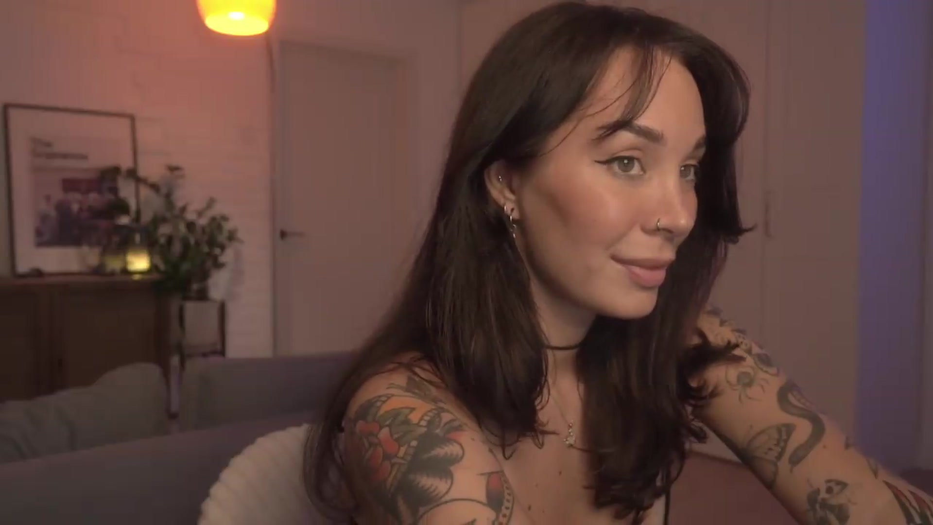 Gallery image thumbnail from GoodVibes's myfreecams stream on, 08/15/2026, 03:25 image 9 of 20