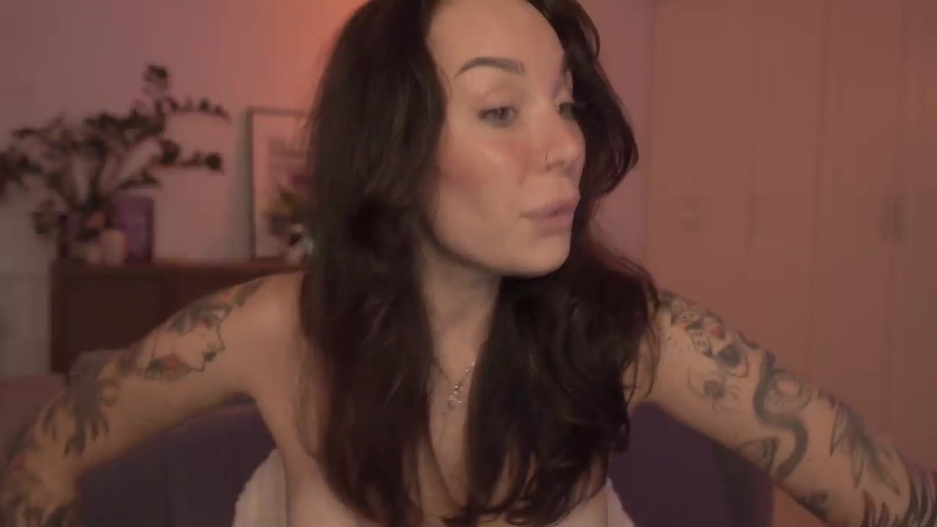 Gallery image thumbnail from GoodVibes's myfreecams stream on, 09/04/2026, 24:00 image 20 of 20
