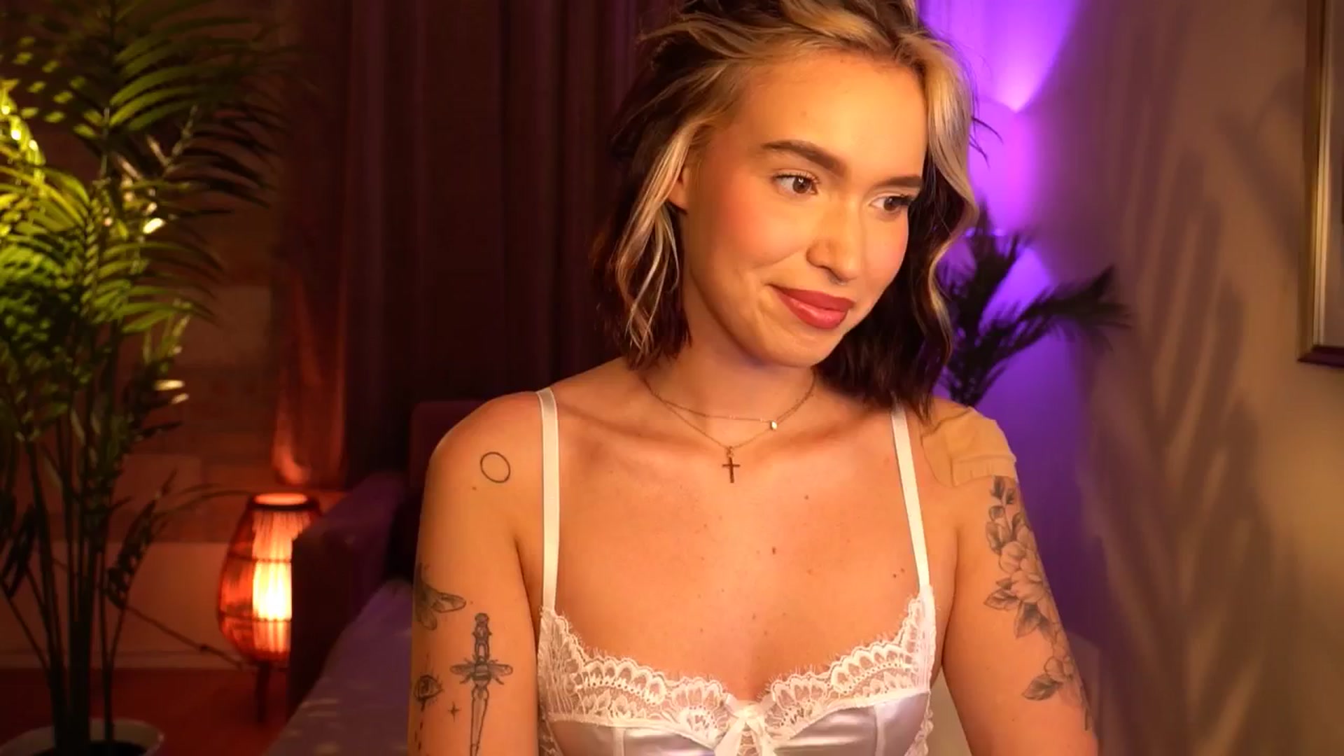 Gallery image thumbnail from Good_Choice's myfreecams stream on, 06/23/2024, 13:44 image 10 of 20