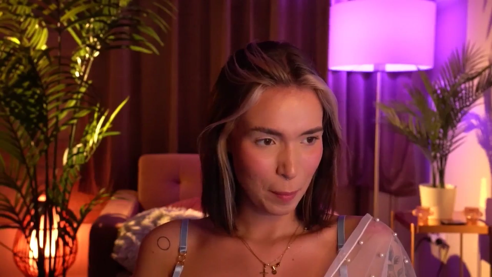 Gallery image thumbnail from Good_Choice's myfreecams stream on, 07/07/2024, 19:08 image 5 of 20