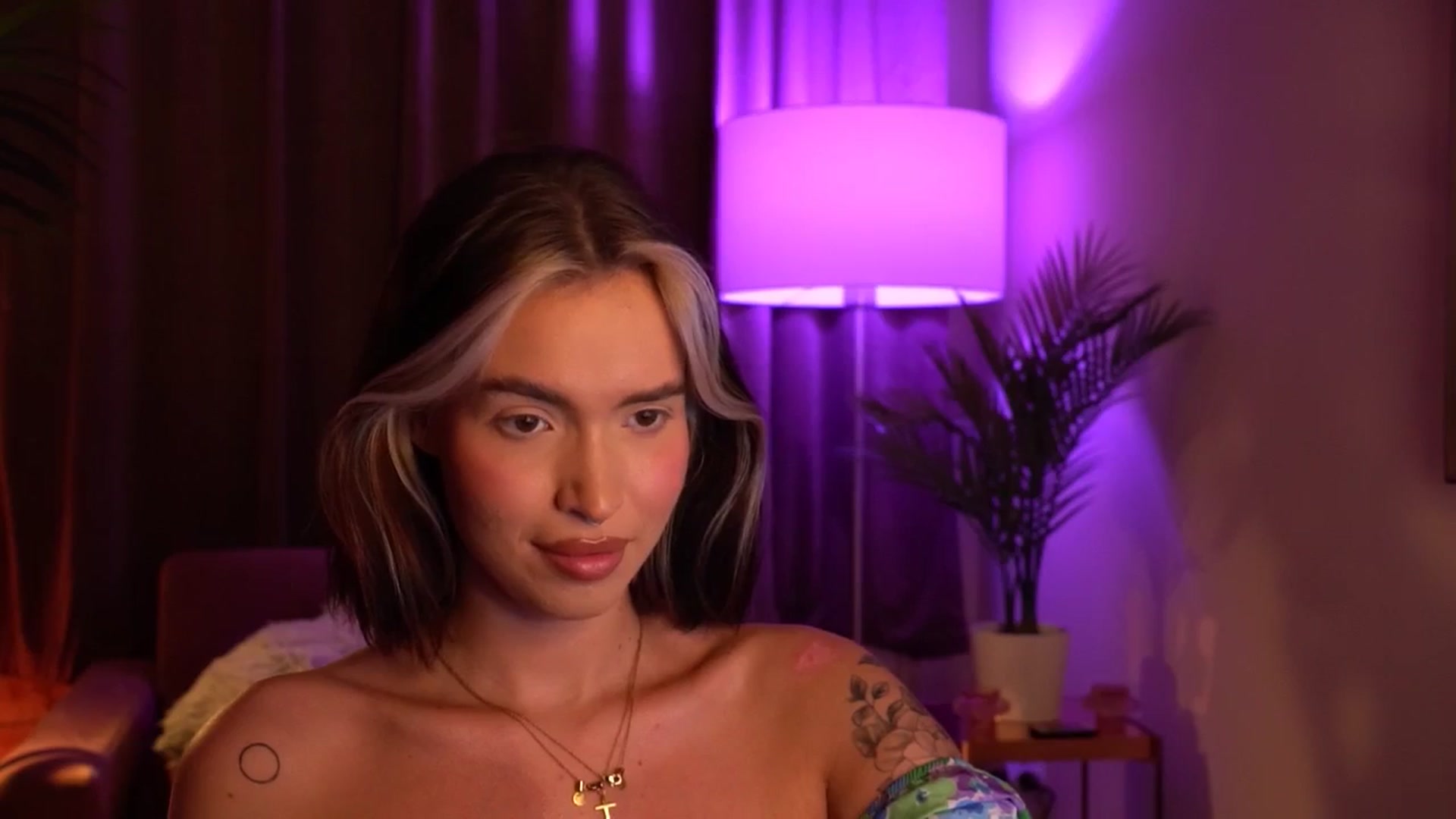 Gallery image thumbnail from Good_Choice's myfreecams stream on, 07/08/2024, 16:28 image 15 of 20