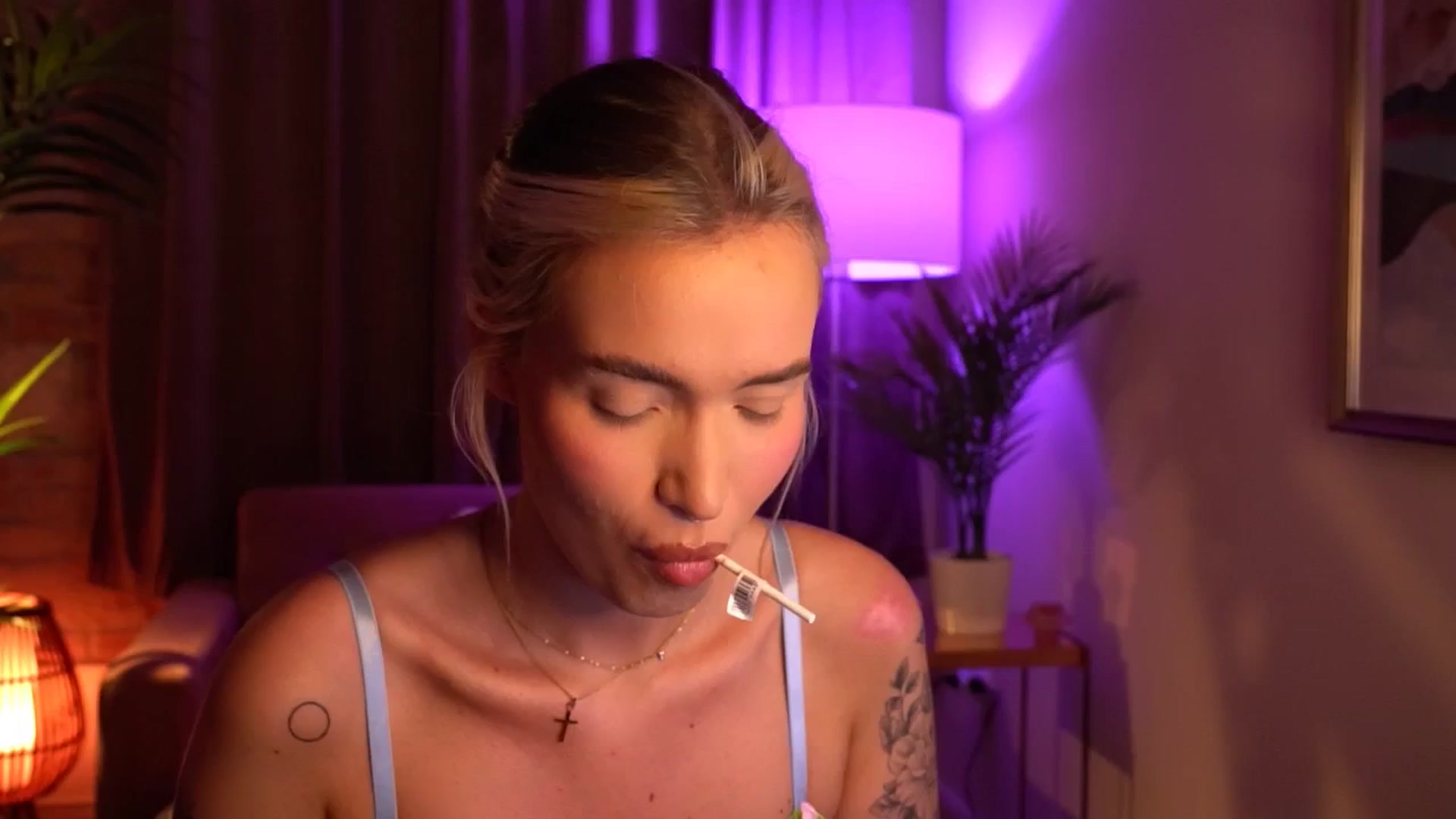 Gallery image thumbnail from Good_Choice's myfreecams stream on, 07/08/2024, 17:29 image 1 of 20