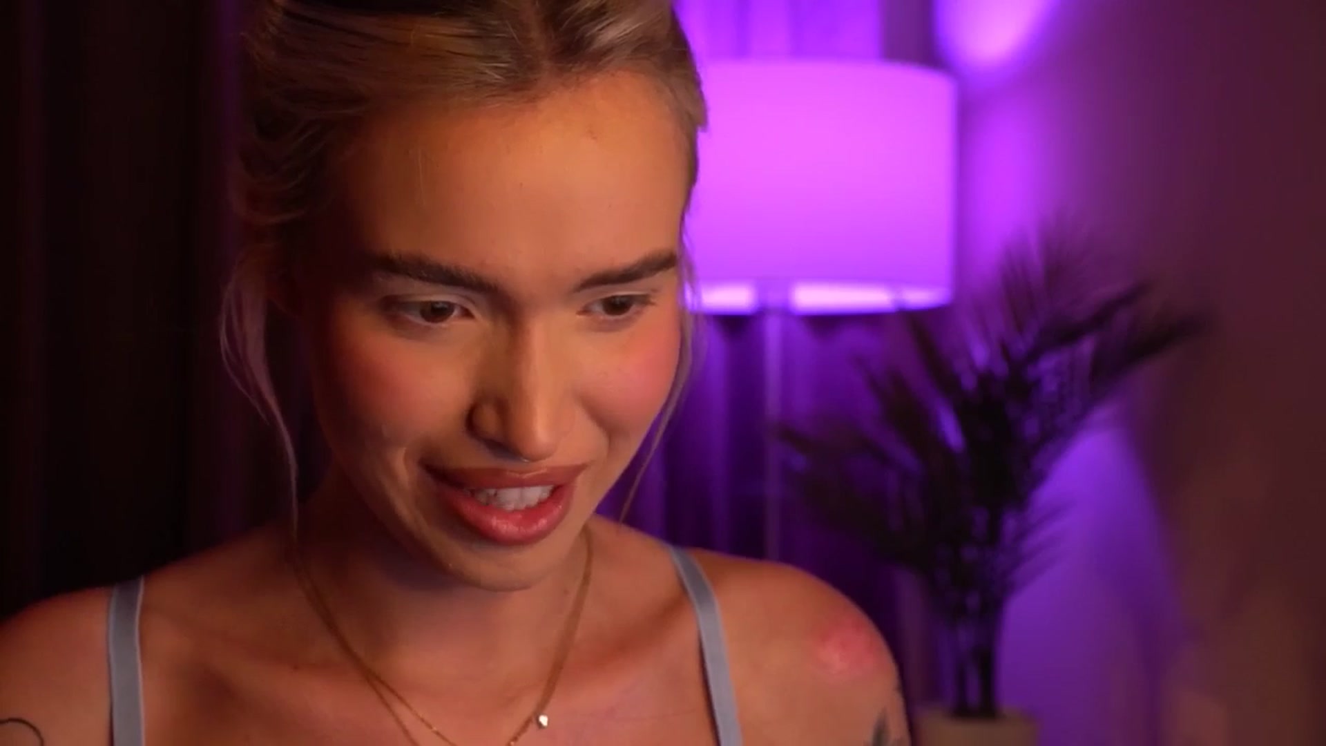 Gallery image thumbnail from Good_Choice's myfreecams stream on, 07/08/2024, 17:29 image 12 of 20