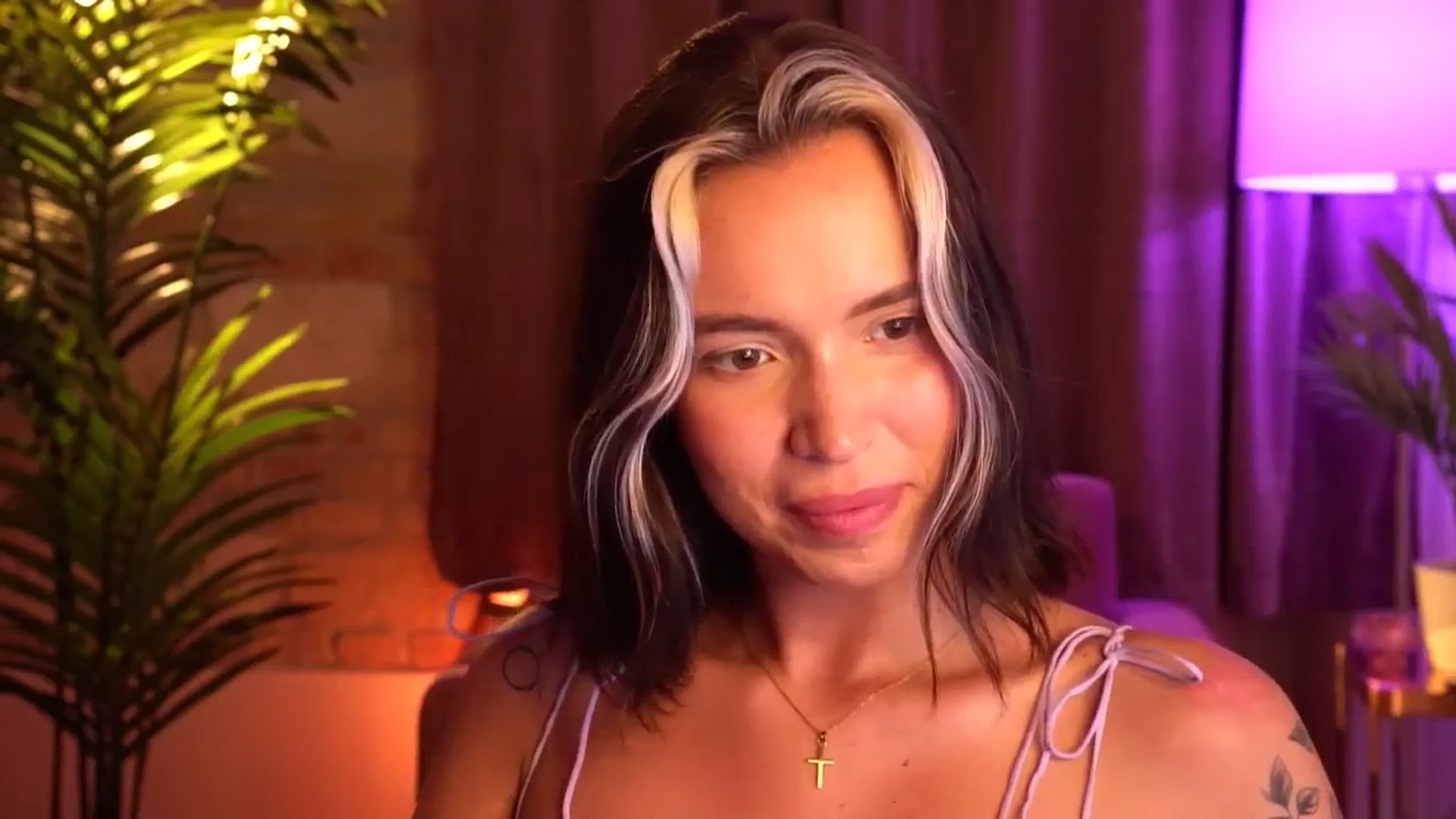 Gallery image thumbnail from Good_Choice's myfreecams stream on, 07/15/2024, 14:50 image 7 of 20