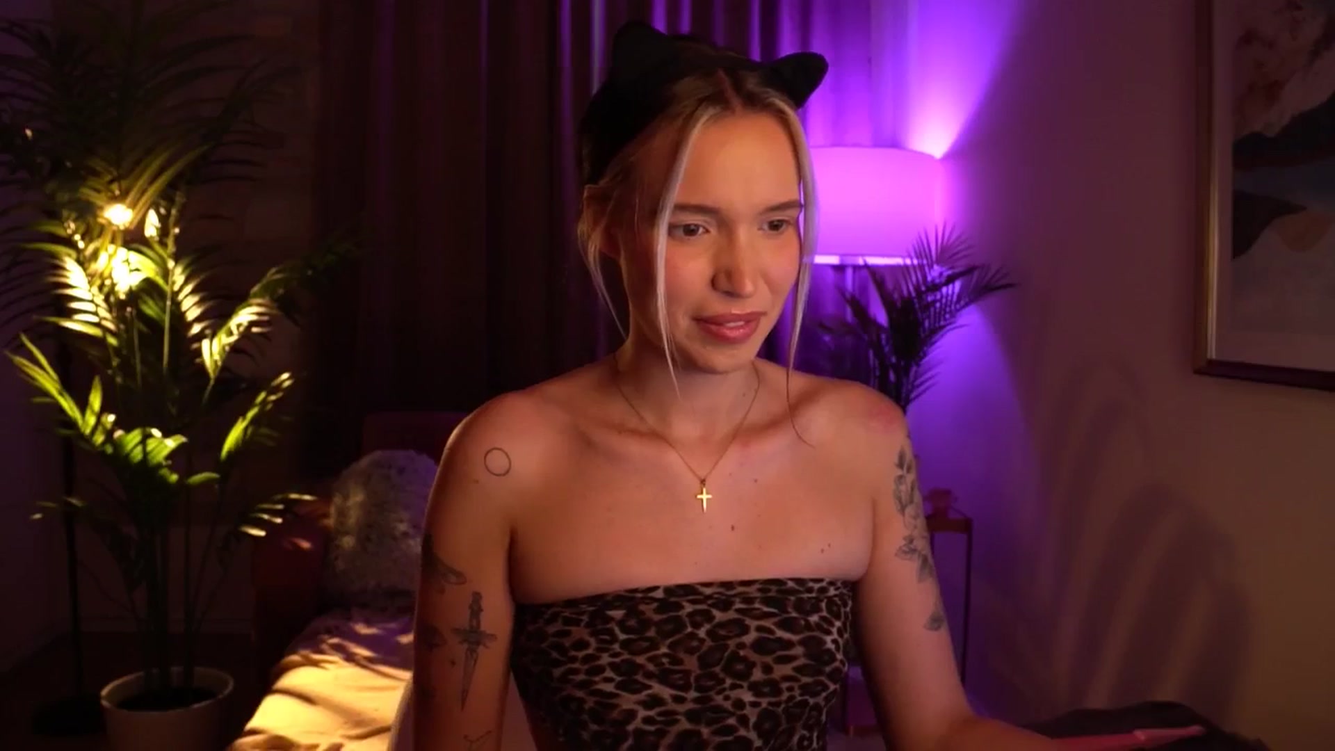 Gallery image thumbnail from Good_Choice's myfreecams stream on, 07/25/2024, 12:20 image 9 of 20