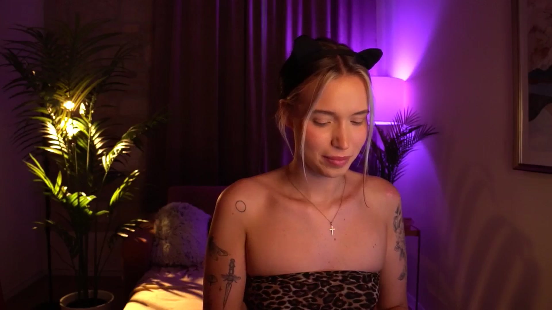 Gallery image thumbnail from Good_Choice's myfreecams stream on, 07/25/2024, 12:20 image 19 of 20