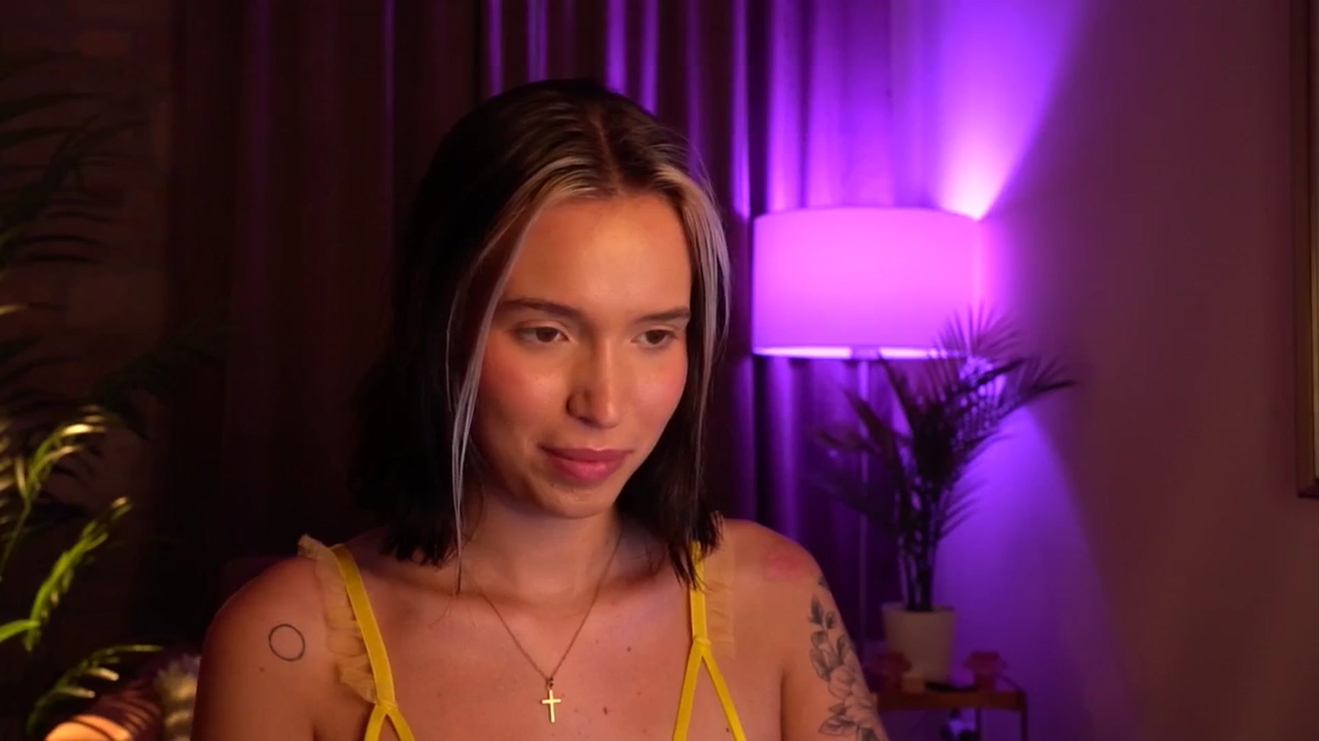 Gallery image thumbnail from Good_Choice's myfreecams stream on, 07/25/2024, 16:18 image 11 of 20