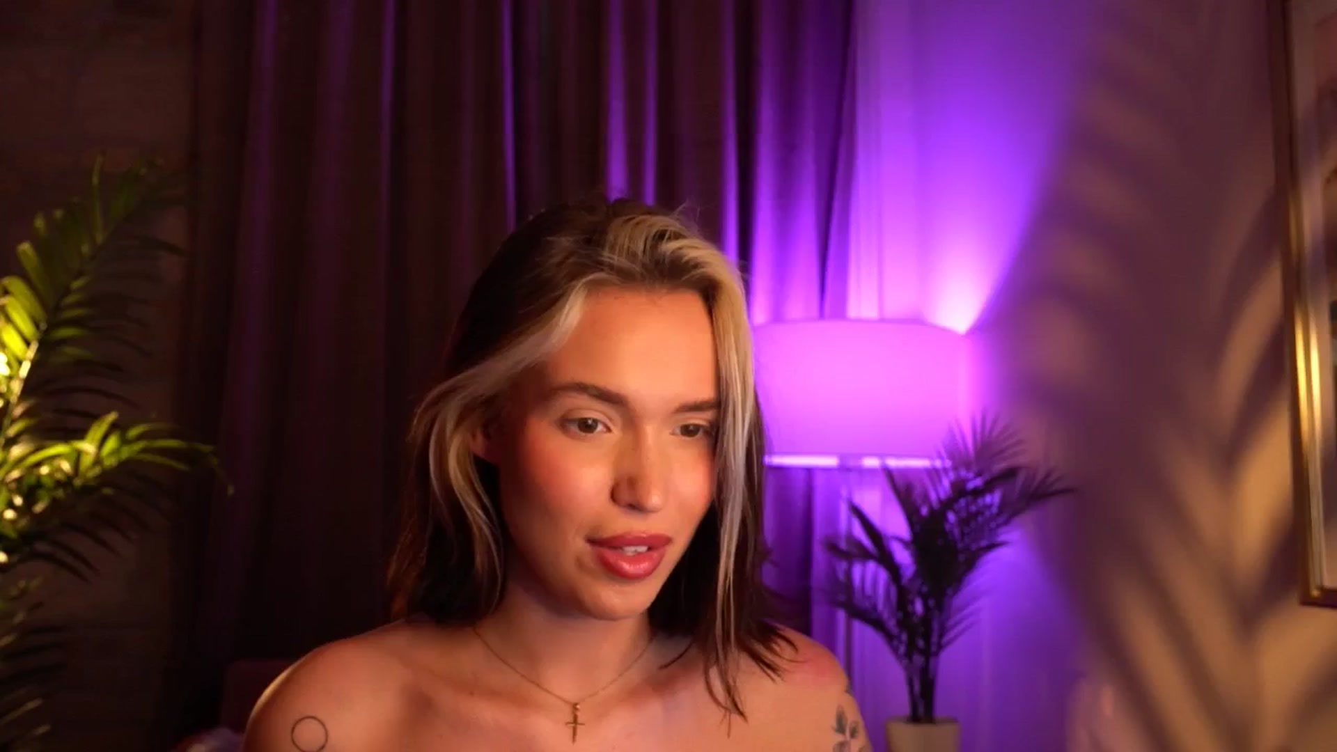 Gallery image thumbnail from Good_Choice's myfreecams stream on, 07/26/2024, 16:00 image 5 of 20