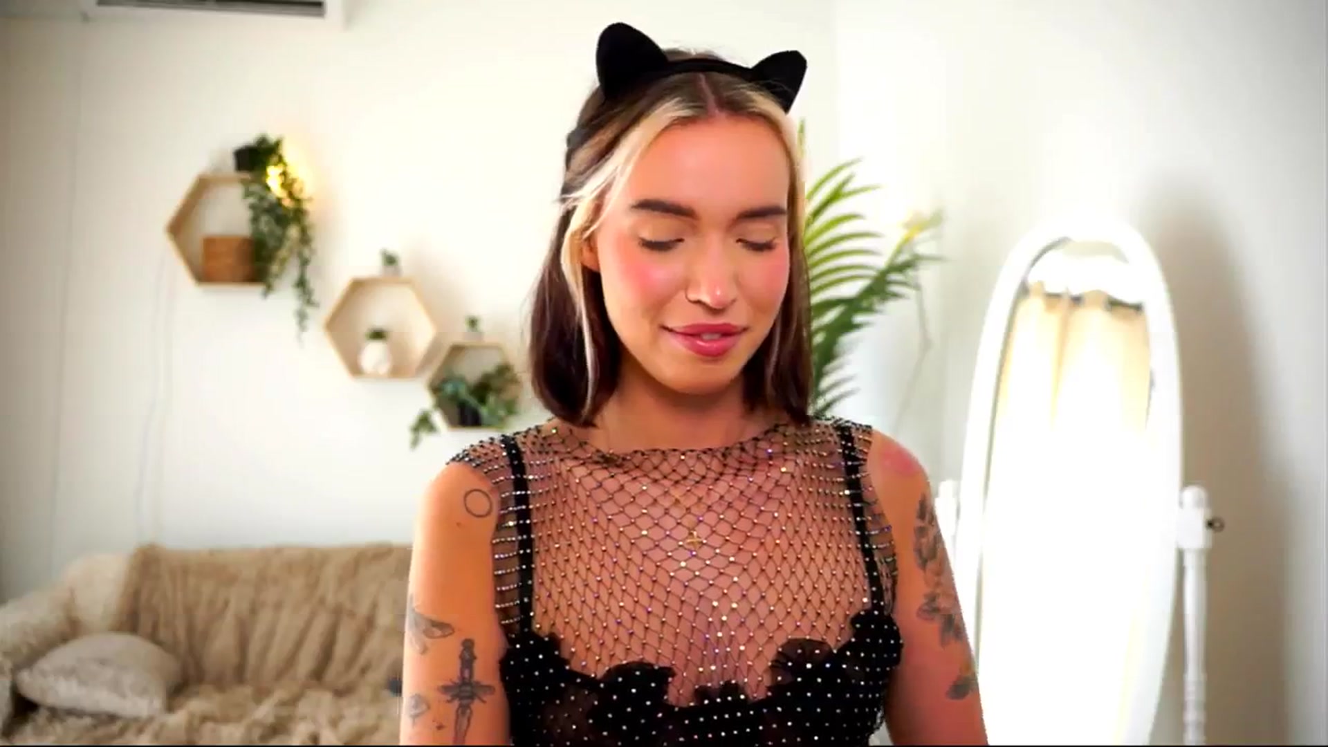 Gallery image thumbnail from Good_Choice's myfreecams stream on, 07/27/2024, 13:28 image 5 of 20