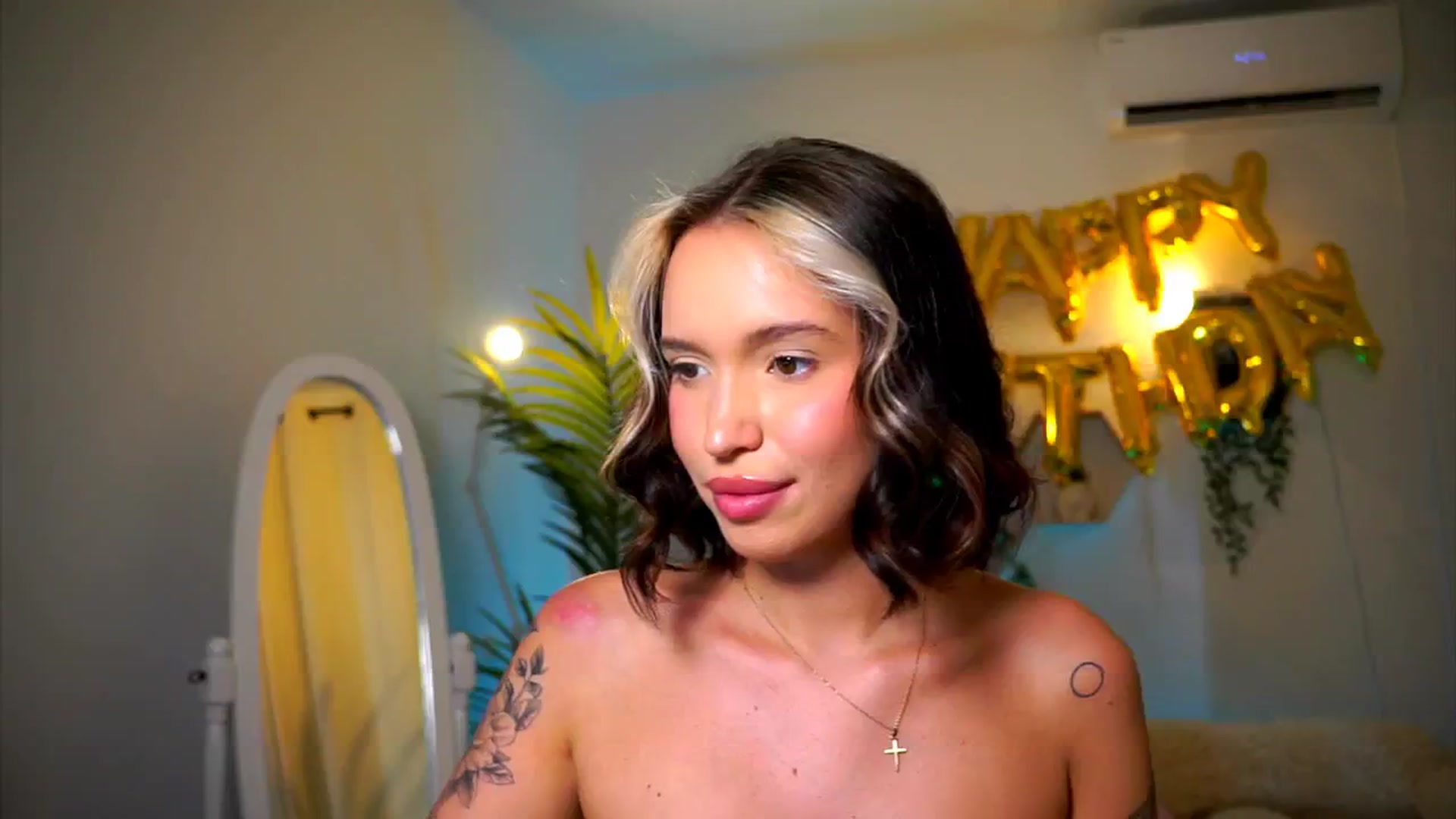 Gallery image thumbnail from Good_Choice's myfreecams stream on, 07/28/2024, 15:03 image 17 of 20