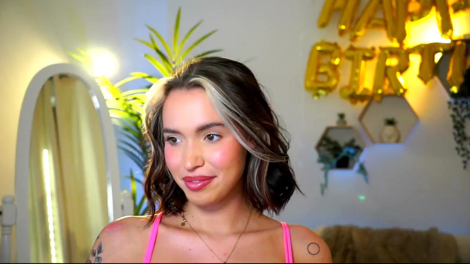 Gallery image thumbnail from Good_Choice's myfreecams stream on, 07/30/2024, 17:21 image 19 of 20