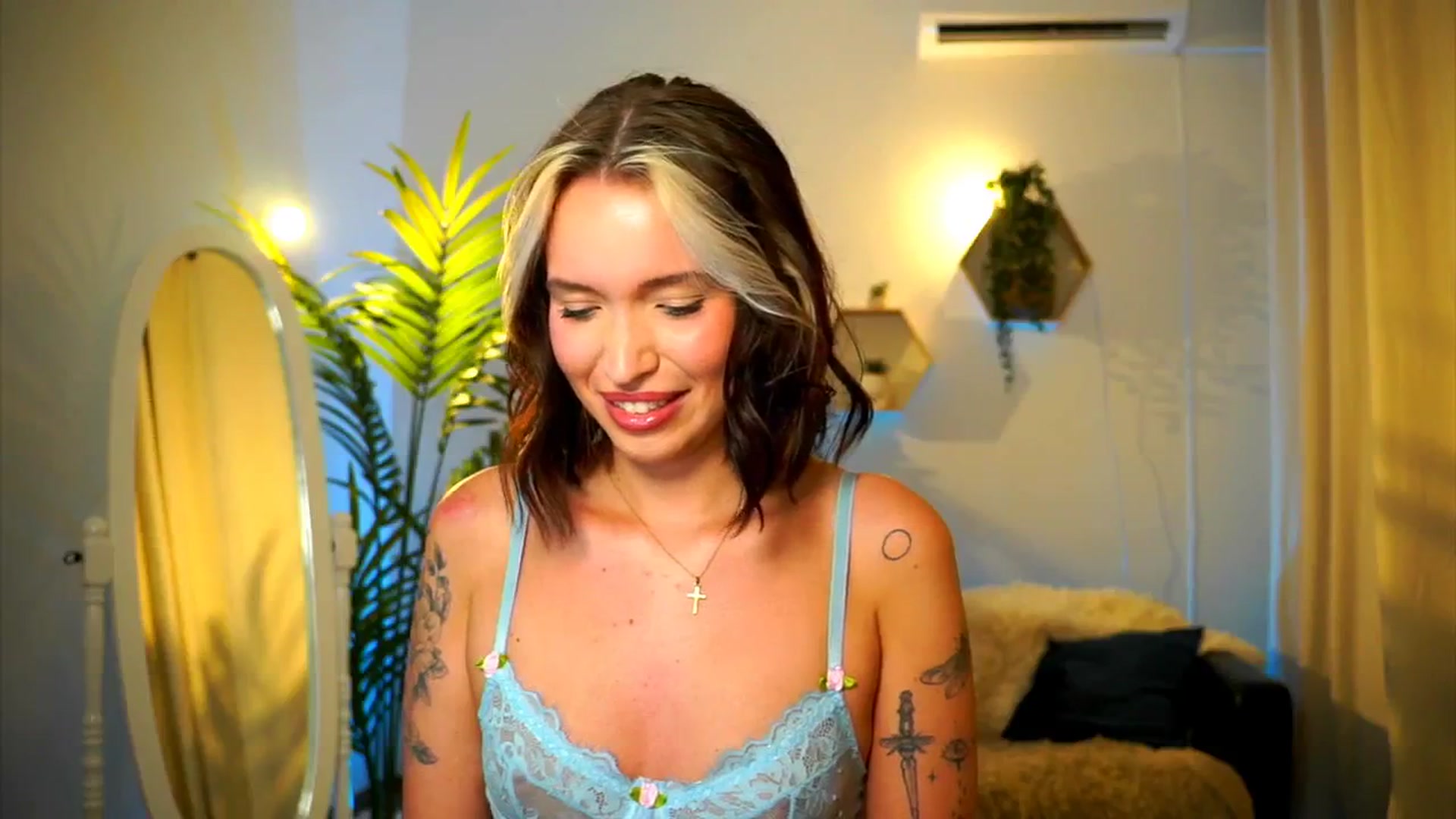 Gallery image thumbnail from Good_Choice's myfreecams stream on, 07/31/2024, 19:17 image 14 of 20