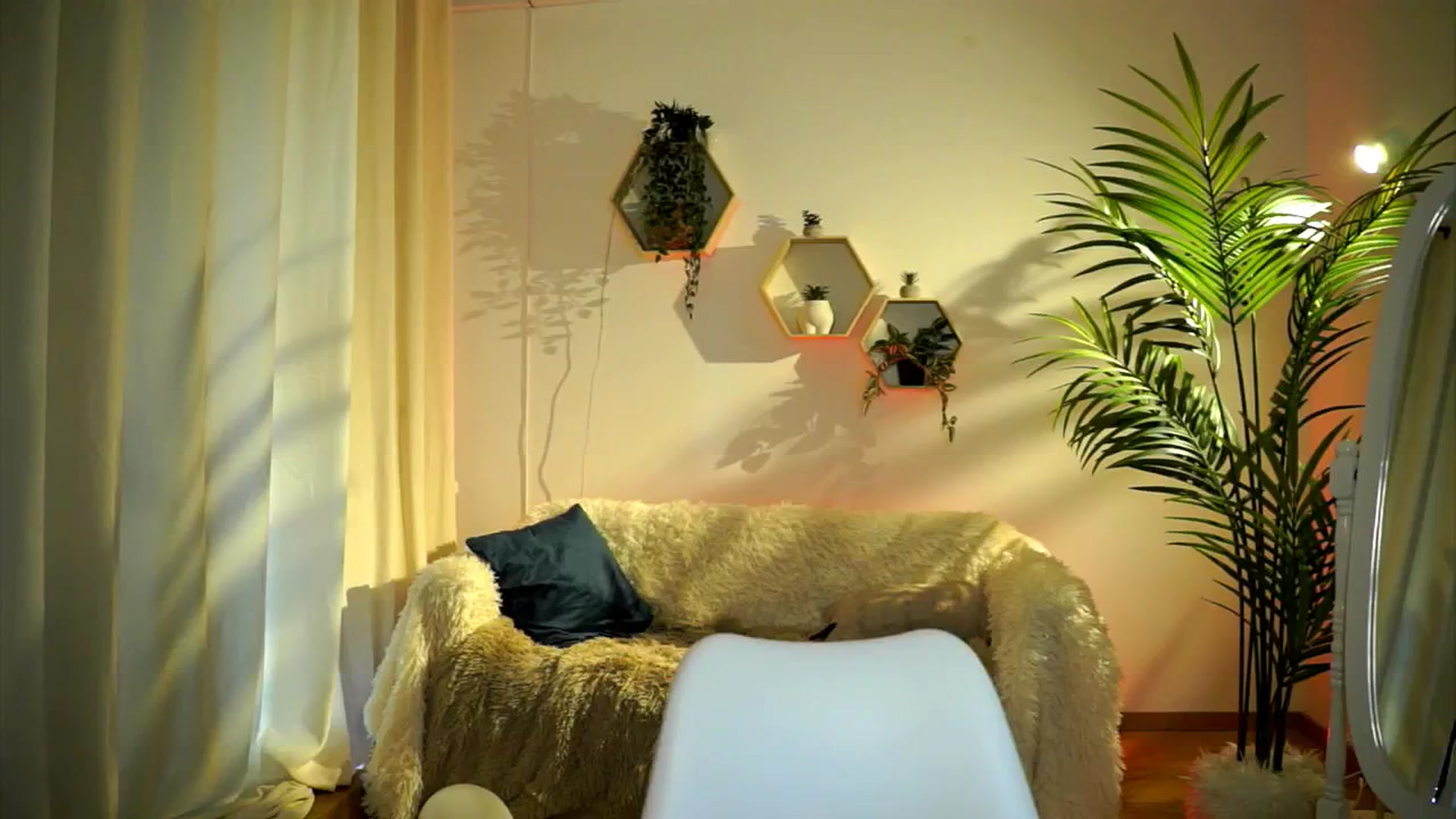Gallery image thumbnail from Good_Choice's myfreecams stream on, 08/02/2024, 17:13 image 15 of 20