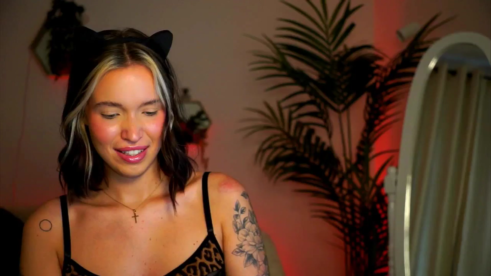 Gallery image thumbnail from Good_Choice's myfreecams stream on, 08/02/2024, 17:13 image 1 of 20