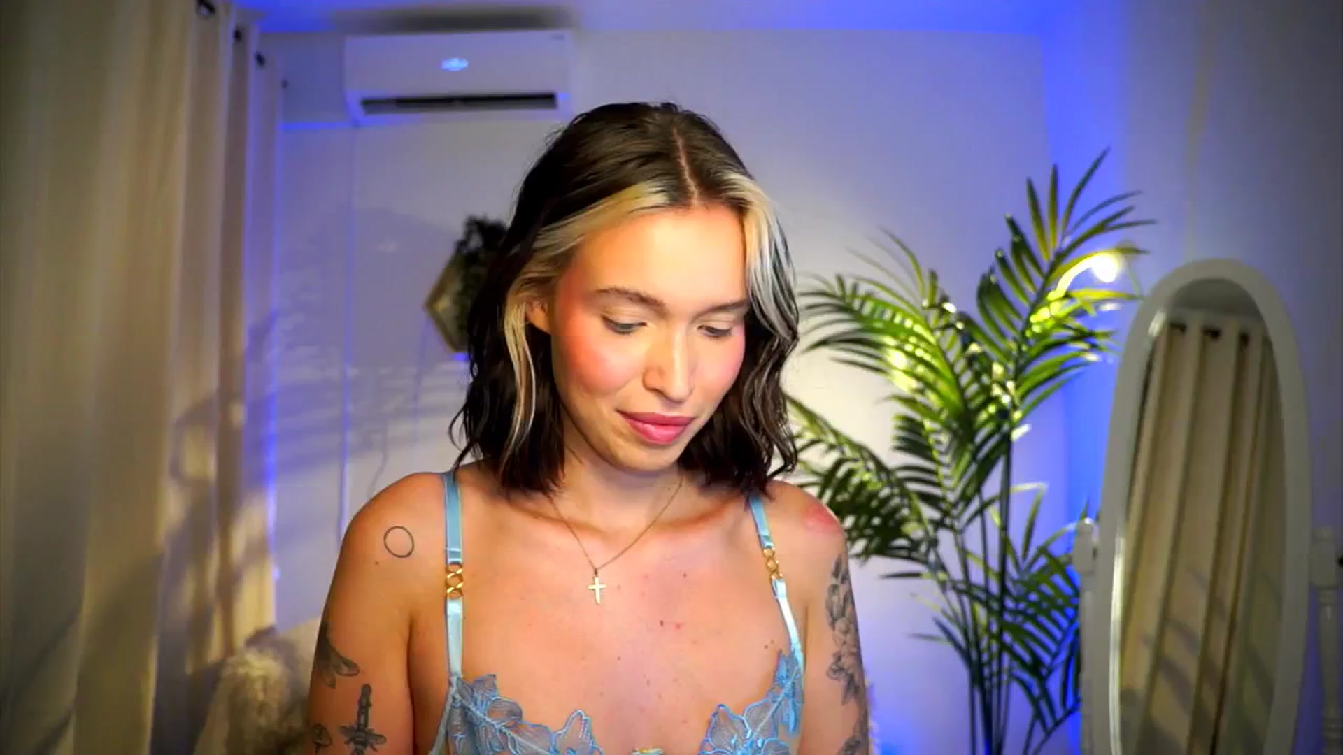 Gallery image thumbnail from Good_Choice's myfreecams stream on, 08/02/2024, 19:22 image 10 of 20