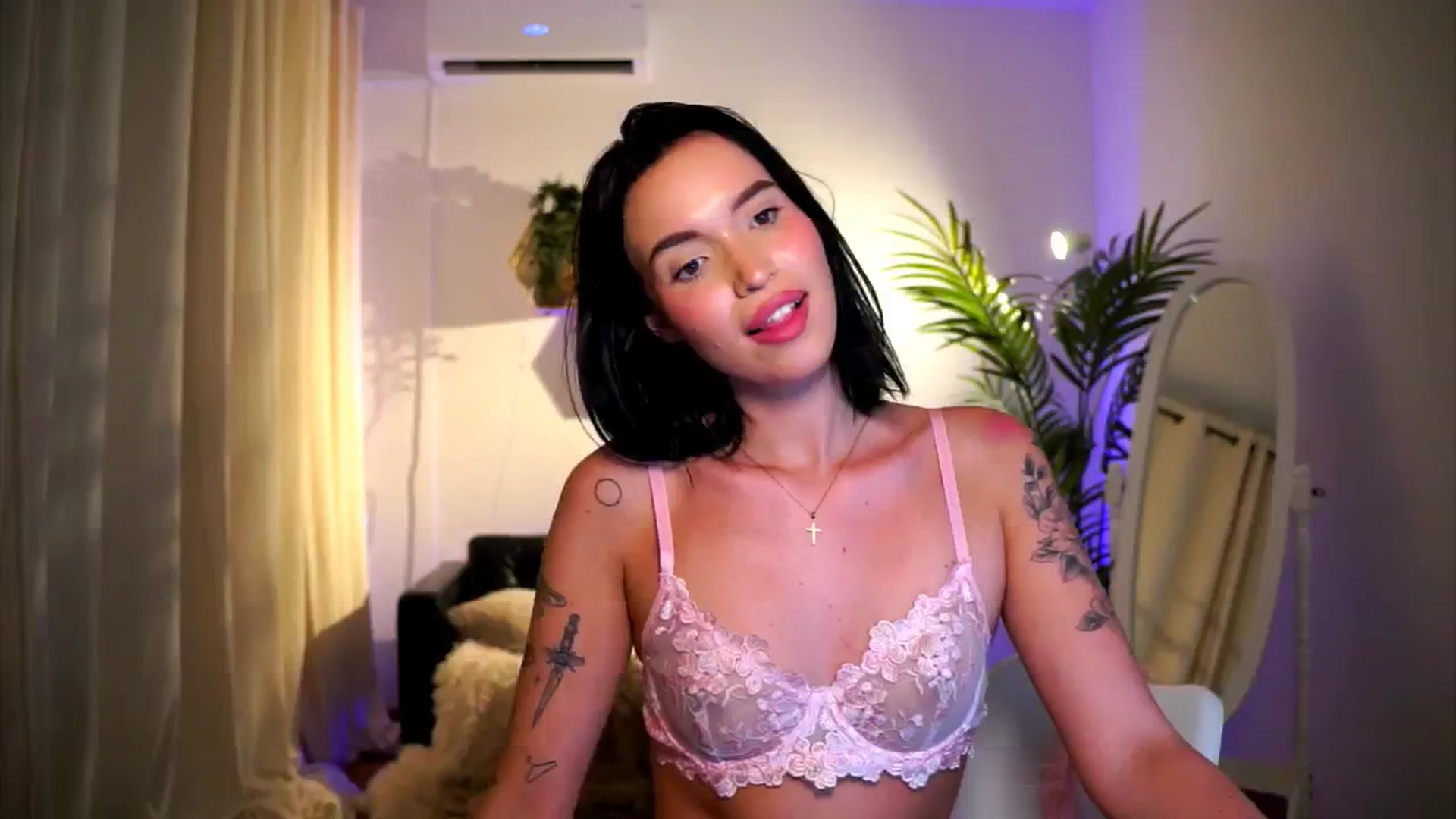Gallery image thumbnail from Good_Choice's myfreecams stream on, 08/14/2024, 21:07 image 19 of 20