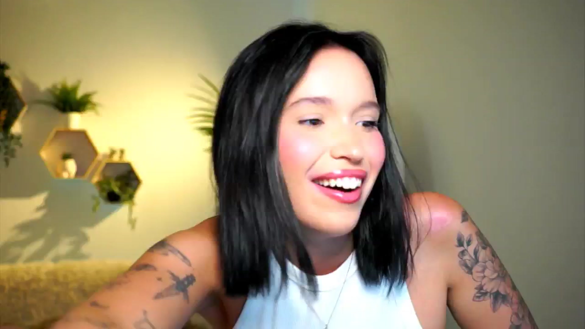 Gallery image thumbnail from Good_Choice's myfreecams stream on, 08/15/2024, 13:19 image 12 of 20