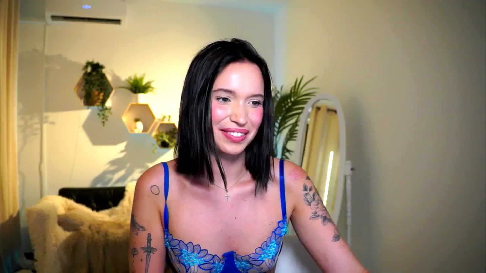 Gallery image thumbnail from Good_Choice's myfreecams stream on, 08/15/2024, 17:23 image 17 of 20