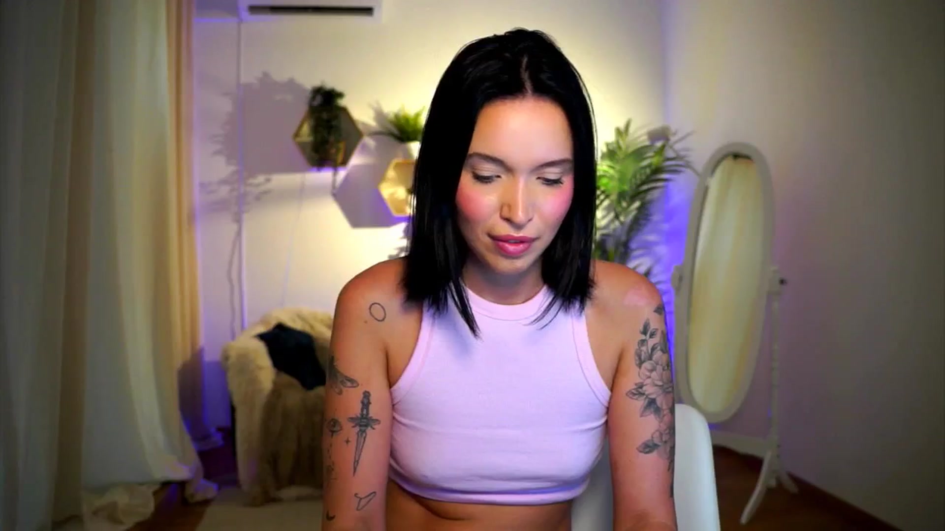 Gallery image thumbnail from Good_Choice's myfreecams stream on, 08/18/2024, 17:09 image 5 of 20