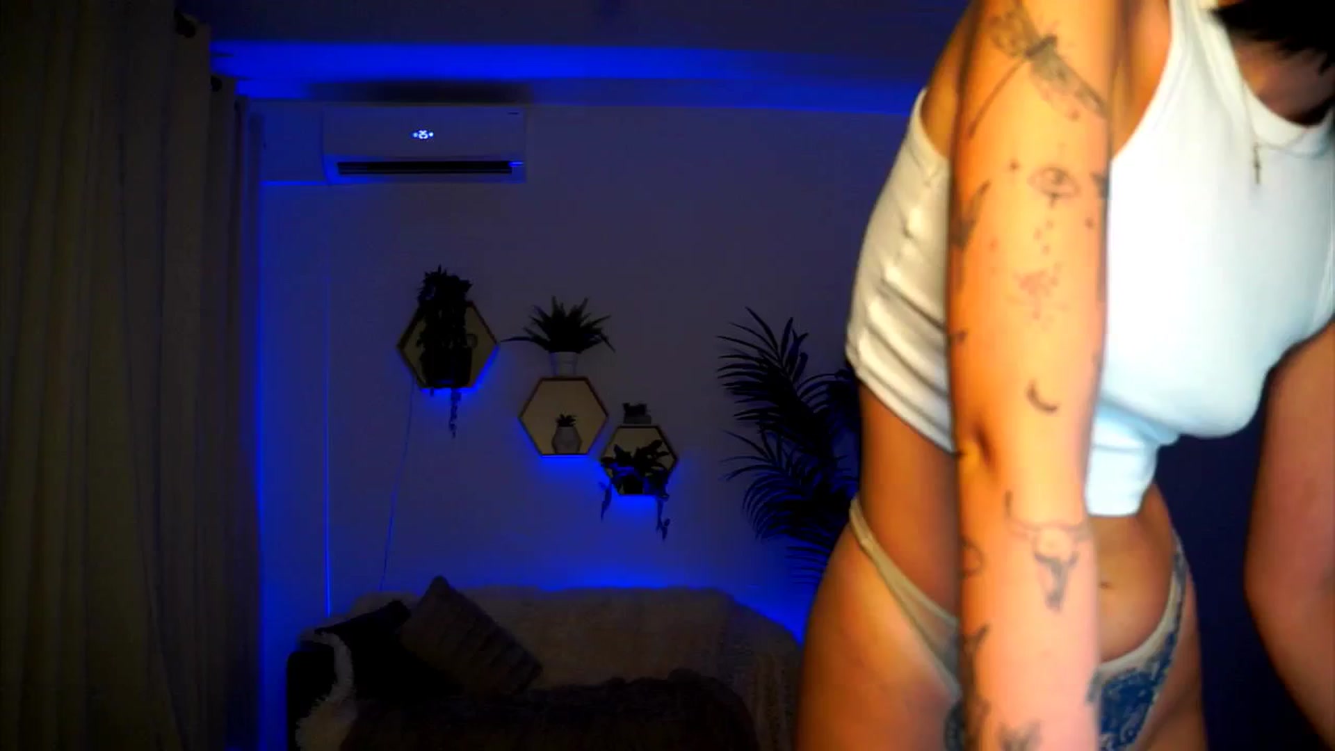 Gallery image thumbnail from Good_Choice's myfreecams stream on, 08/20/2024, 19:11 image 7 of 20