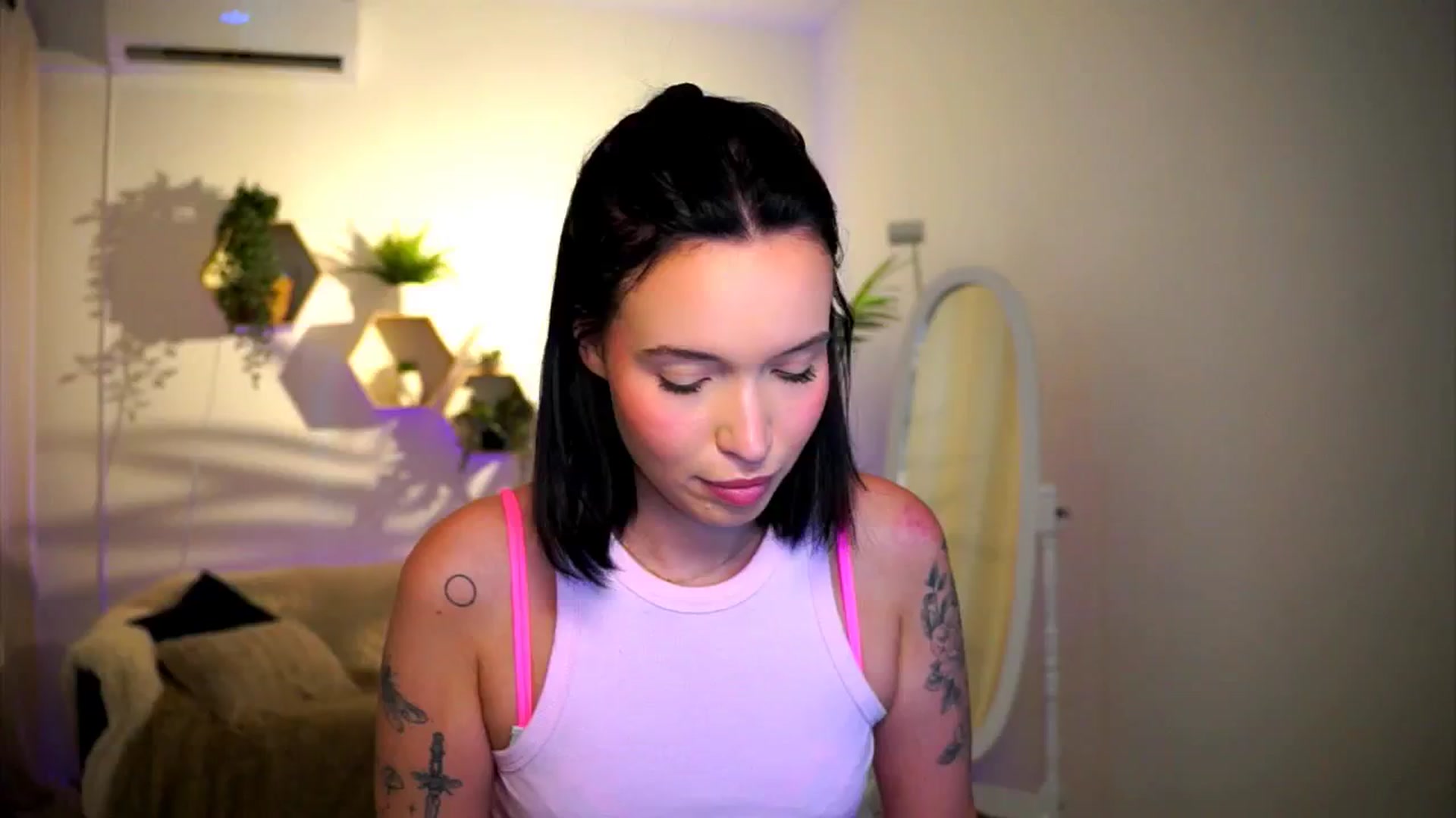 Gallery image thumbnail from Good_Choice's myfreecams stream on, 08/23/2024, 13:18 image 8 of 20