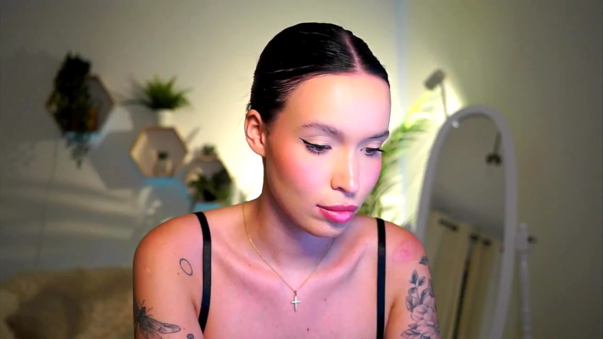 Gallery image thumbnail from Good_Choice's myfreecams stream on, 08/24/2024, 21:42 image 8 of 20