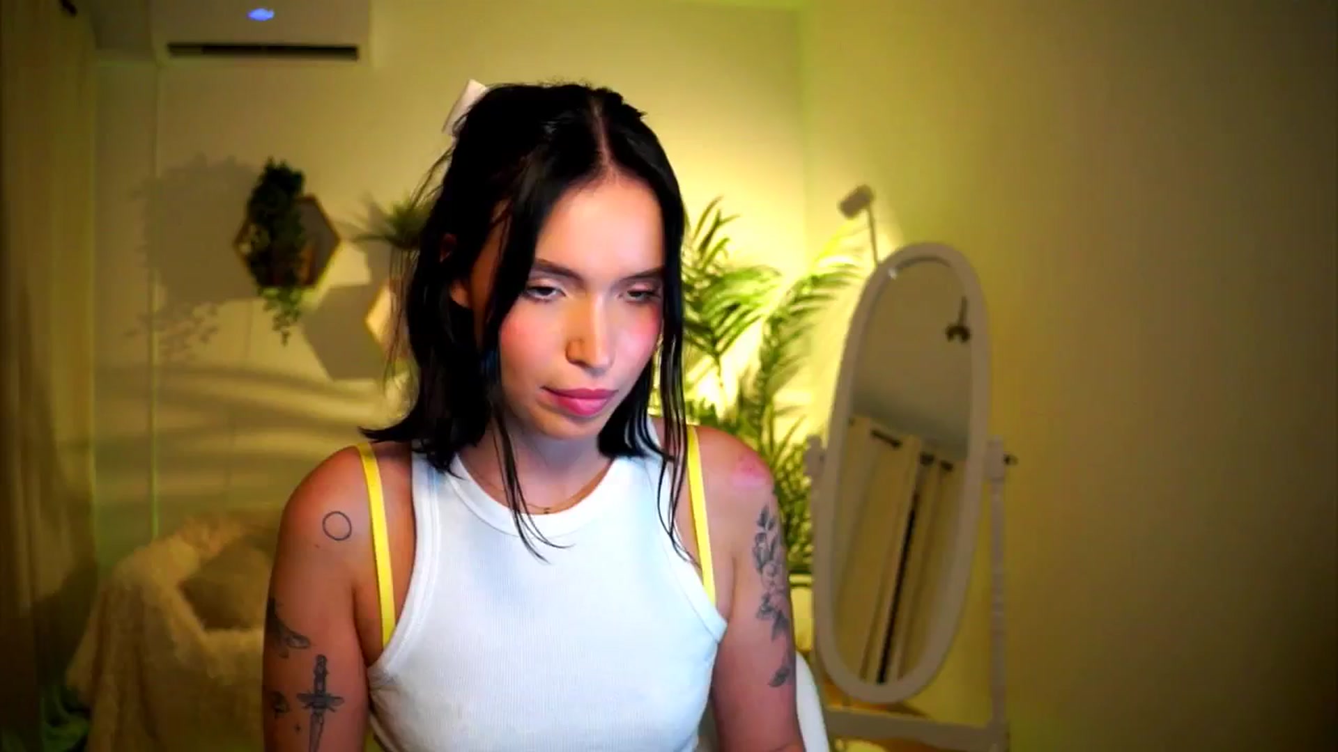 Gallery image thumbnail from Good_Choice's myfreecams stream on, 08/25/2024, 18:49 image 8 of 20