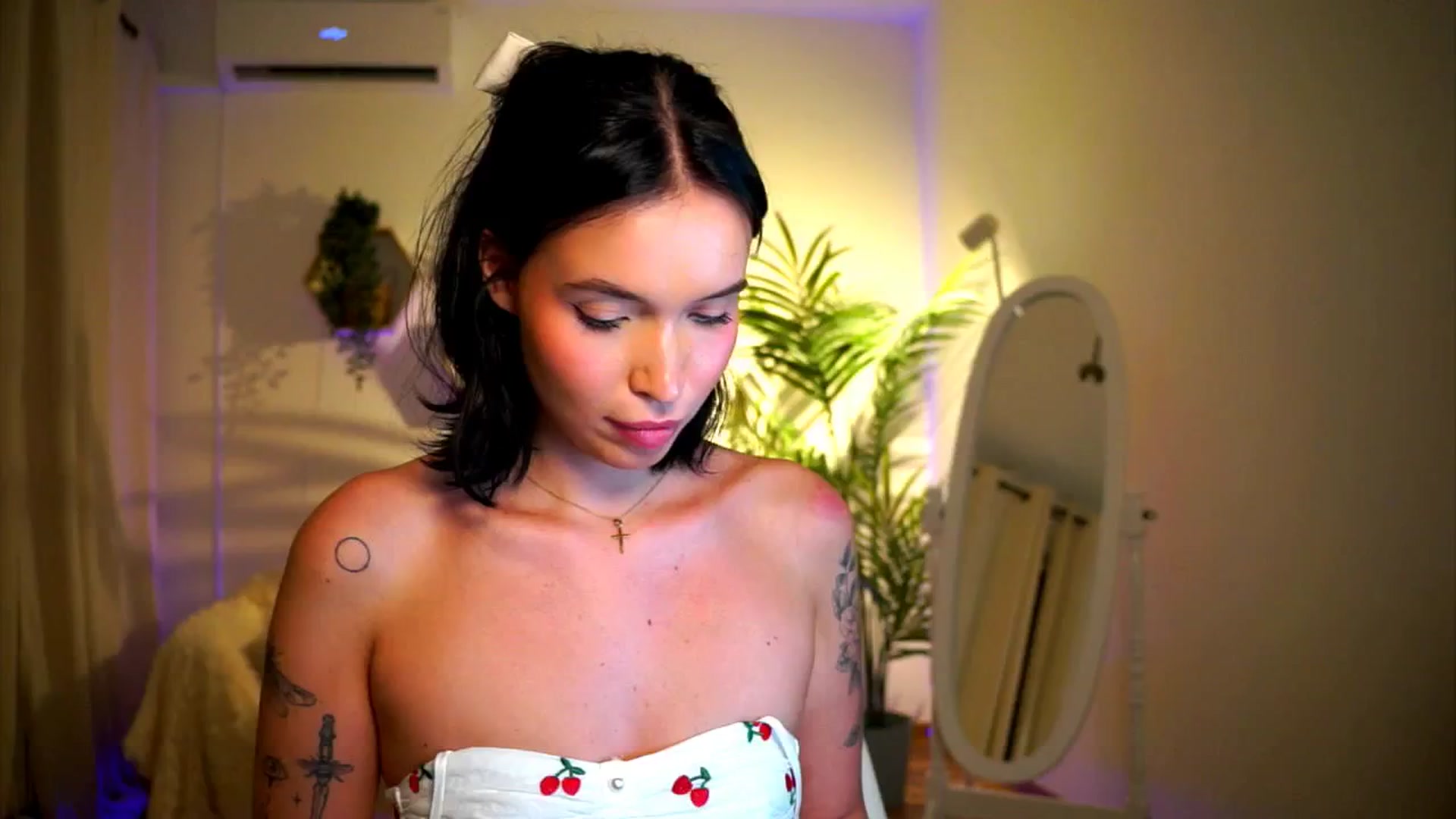 Gallery image thumbnail from Good_Choice's myfreecams stream on, 08/25/2024, 22:04 image 20 of 20