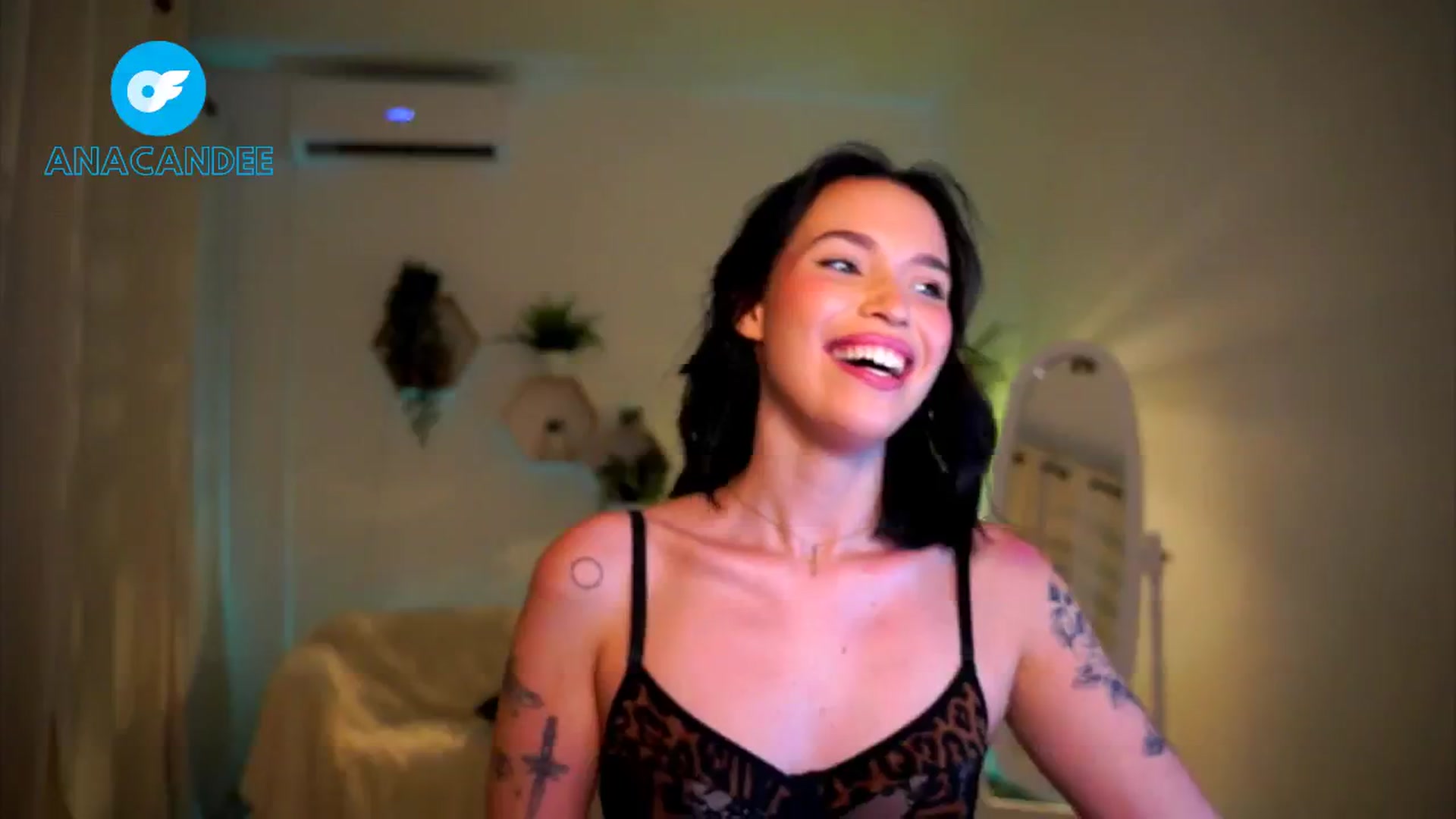 Gallery image thumbnail from Good_Choice's myfreecams stream on, 08/27/2024, 18:46 image 18 of 20