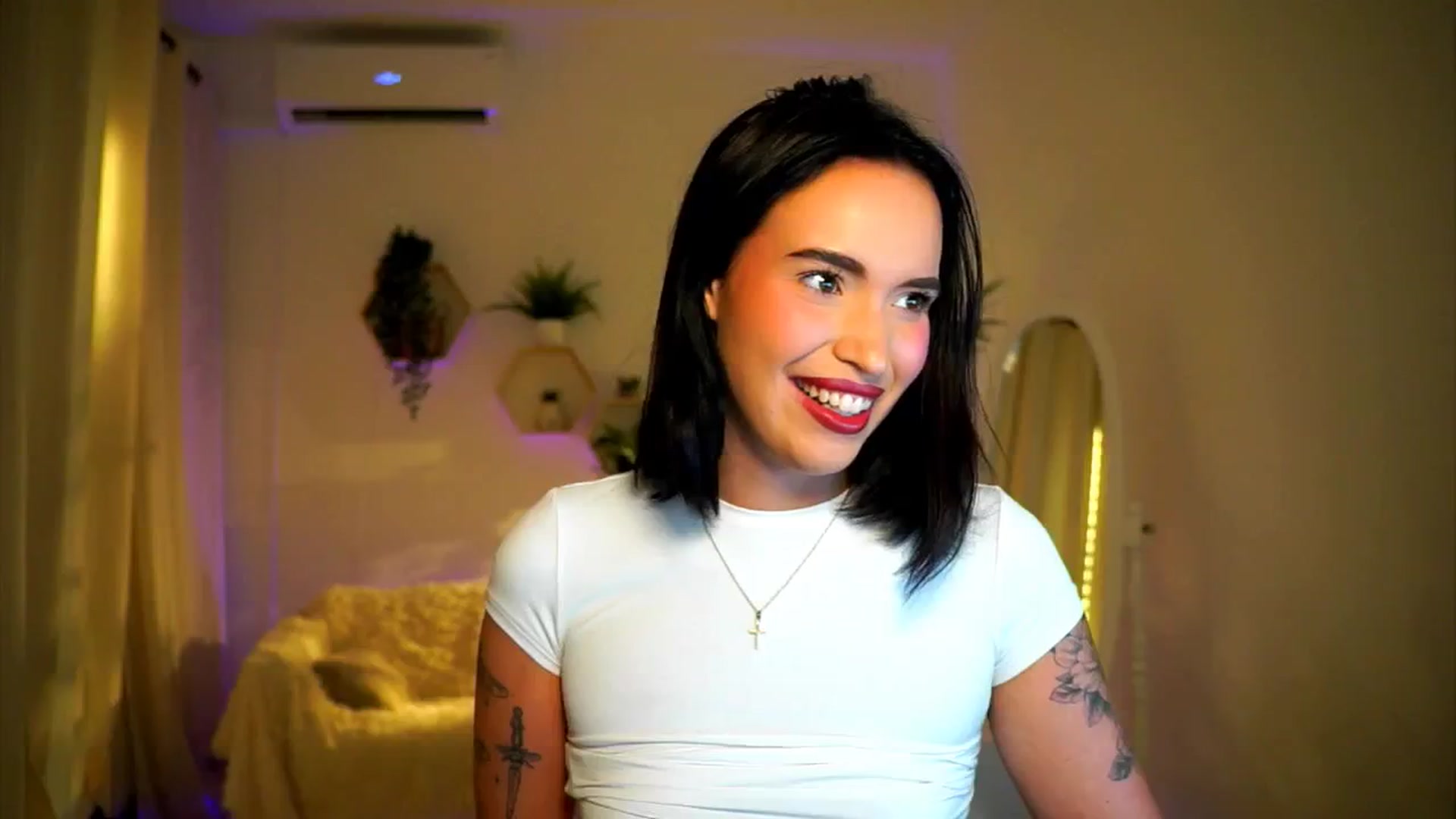 Gallery image thumbnail from Good_Choice's myfreecams stream on, 09/01/2024, 18:03 image 3 of 20