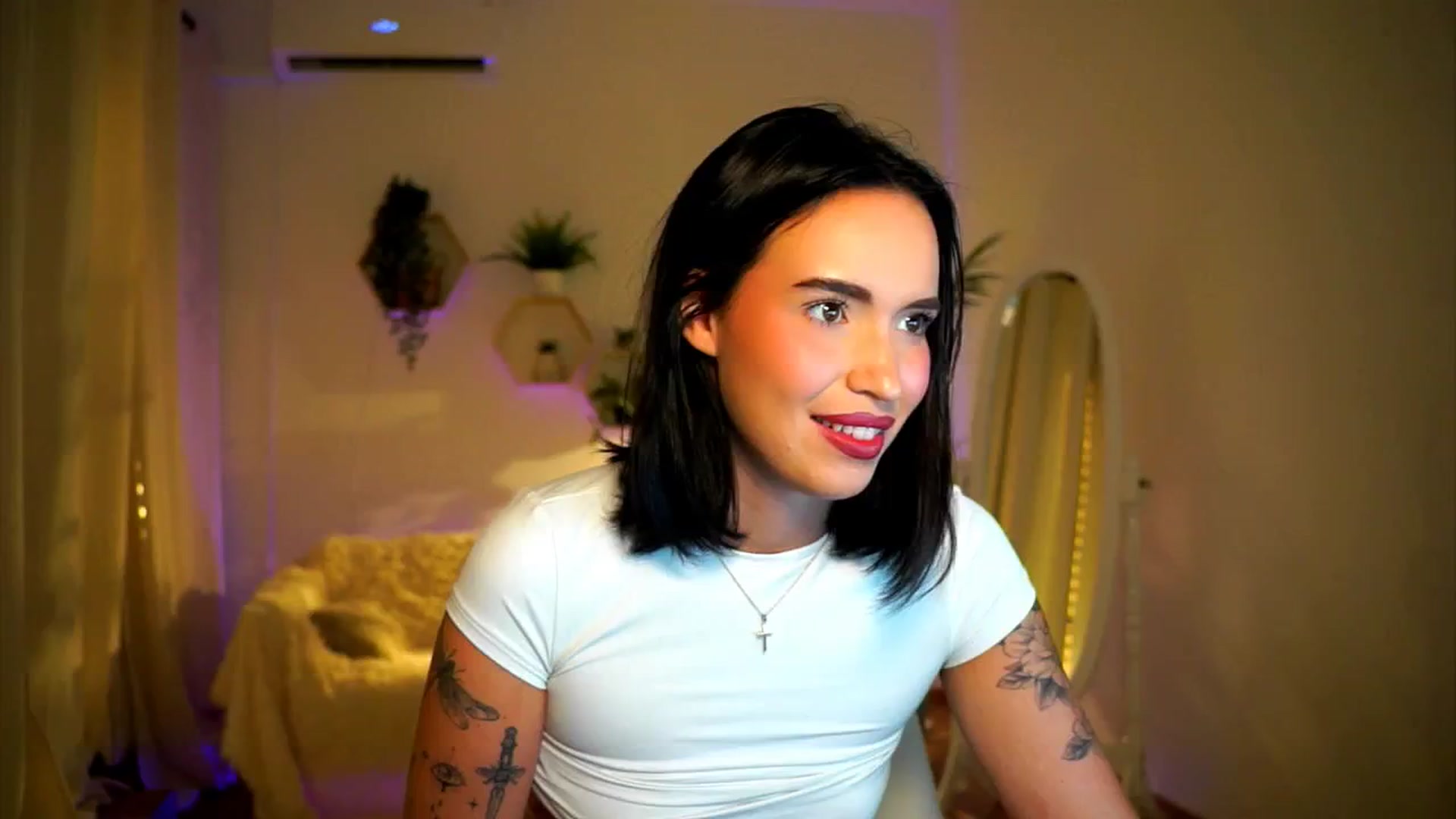Gallery image thumbnail from Good_Choice's myfreecams stream on, 09/01/2024, 18:03 image 6 of 20
